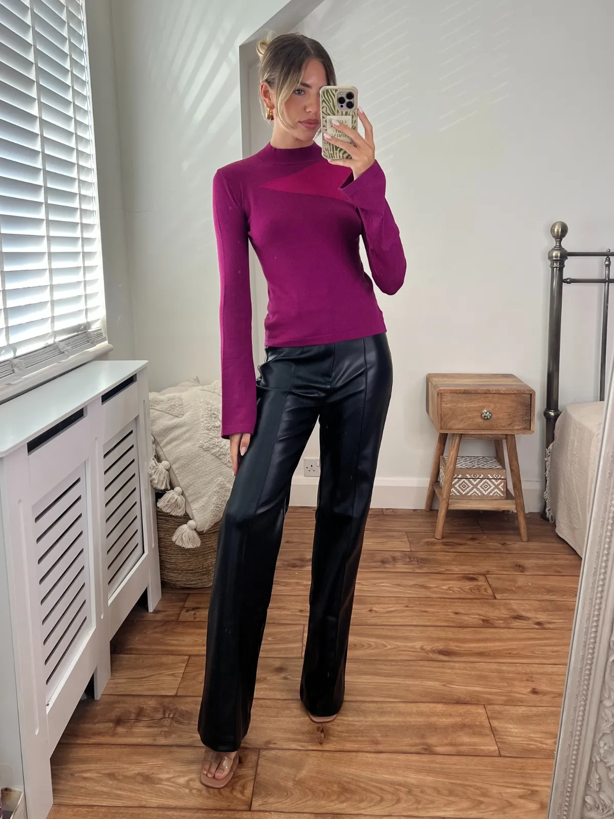 Cozy Classic LowMaintenance Fabric Maylah Sheer Panel Knitted Top / Pink