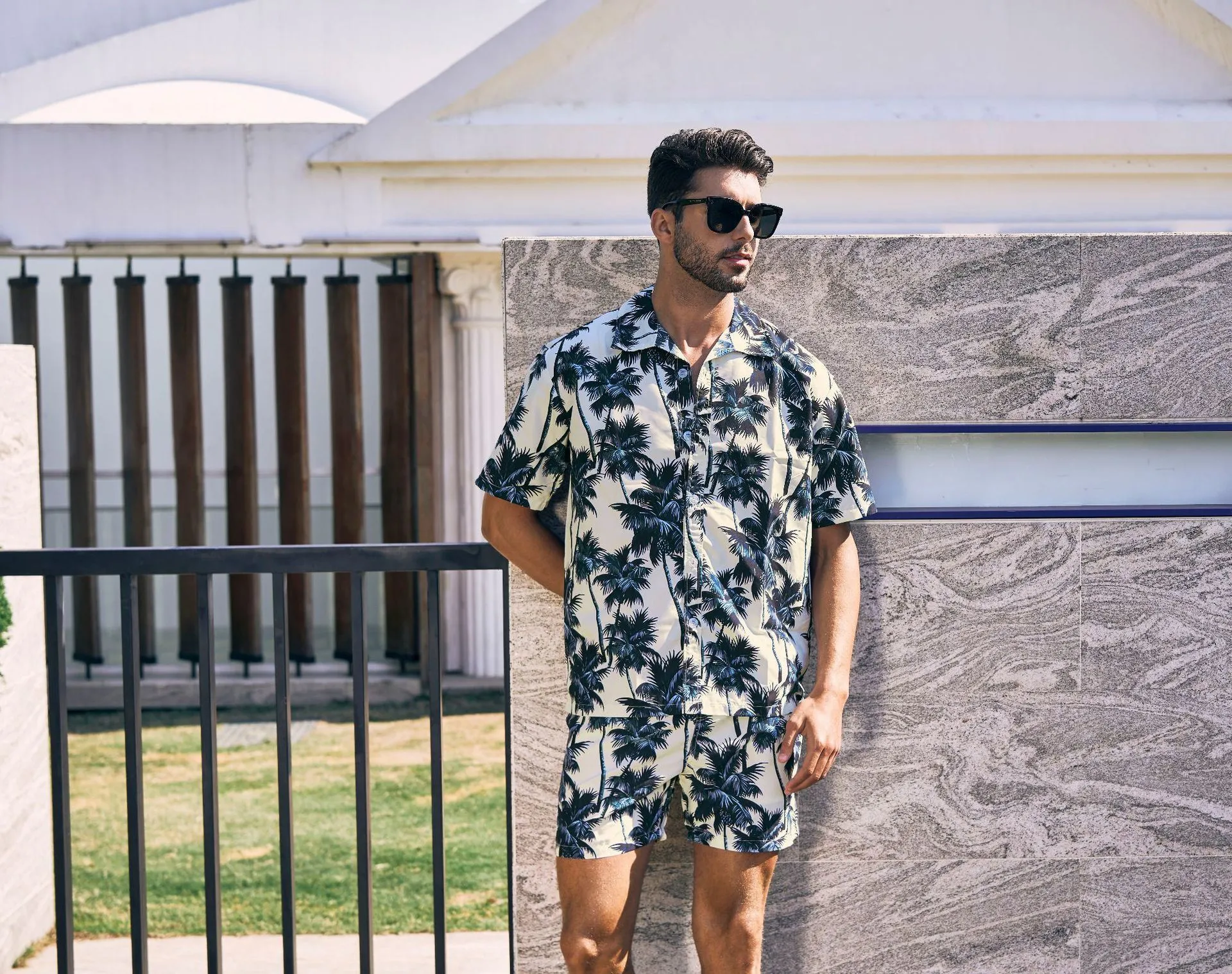 Men's Flower Casual Button Down Short Sleeve Hawaiian Shirt Suits