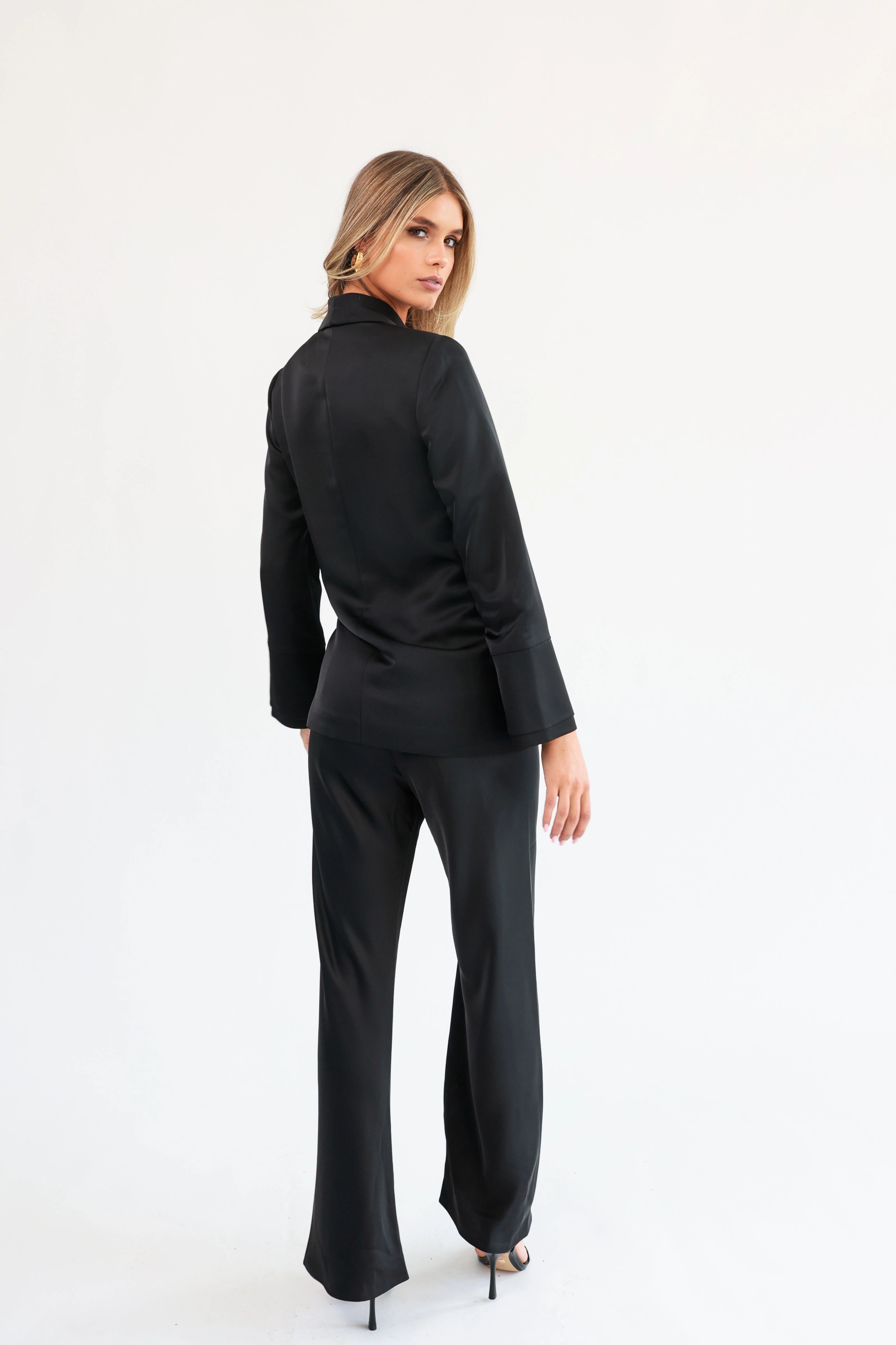 MinimalistAesthetic ThermalRegulating "The Sandra" - Satin Trousers Long (Black)