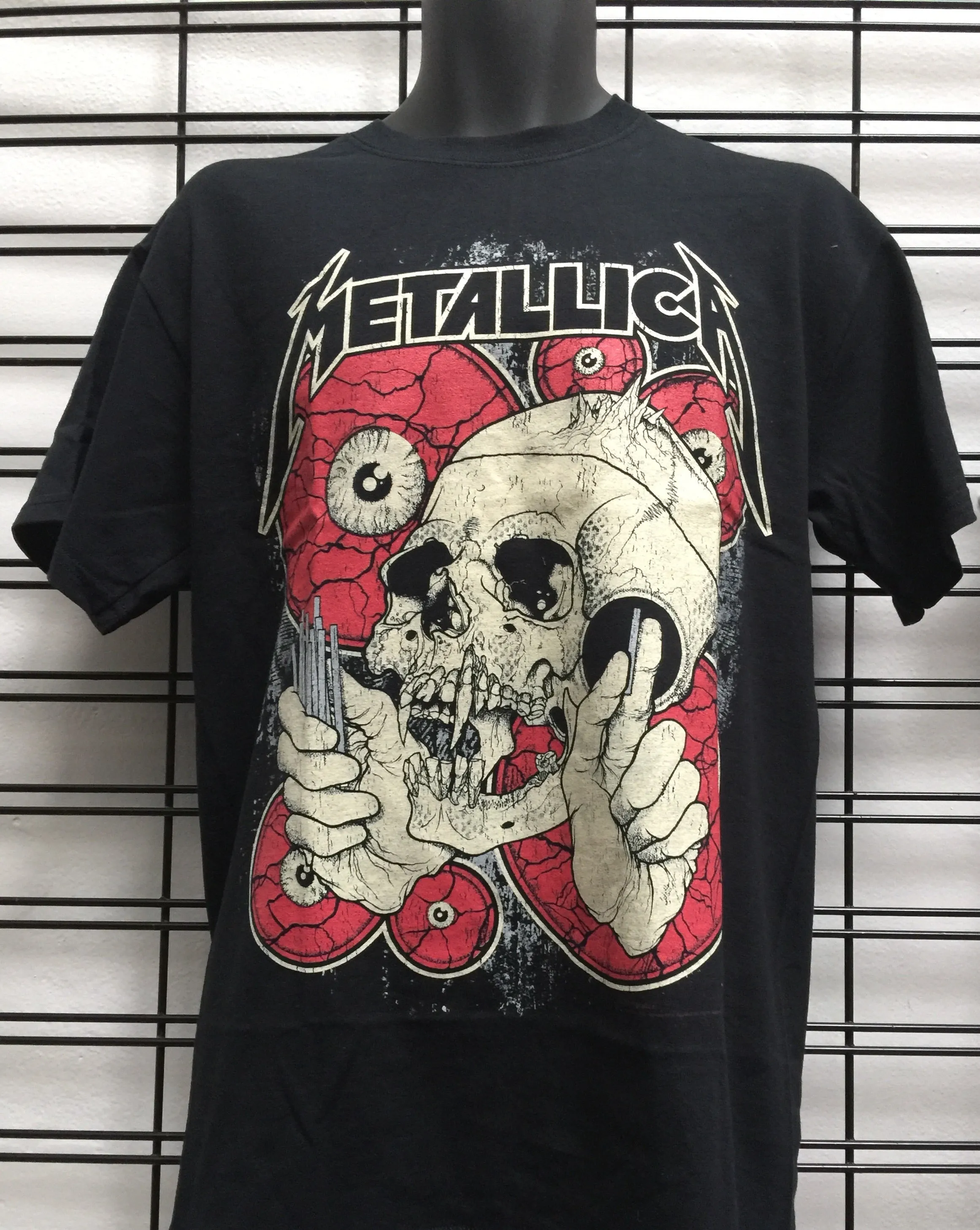 Metallica T-Shirt Watching You.