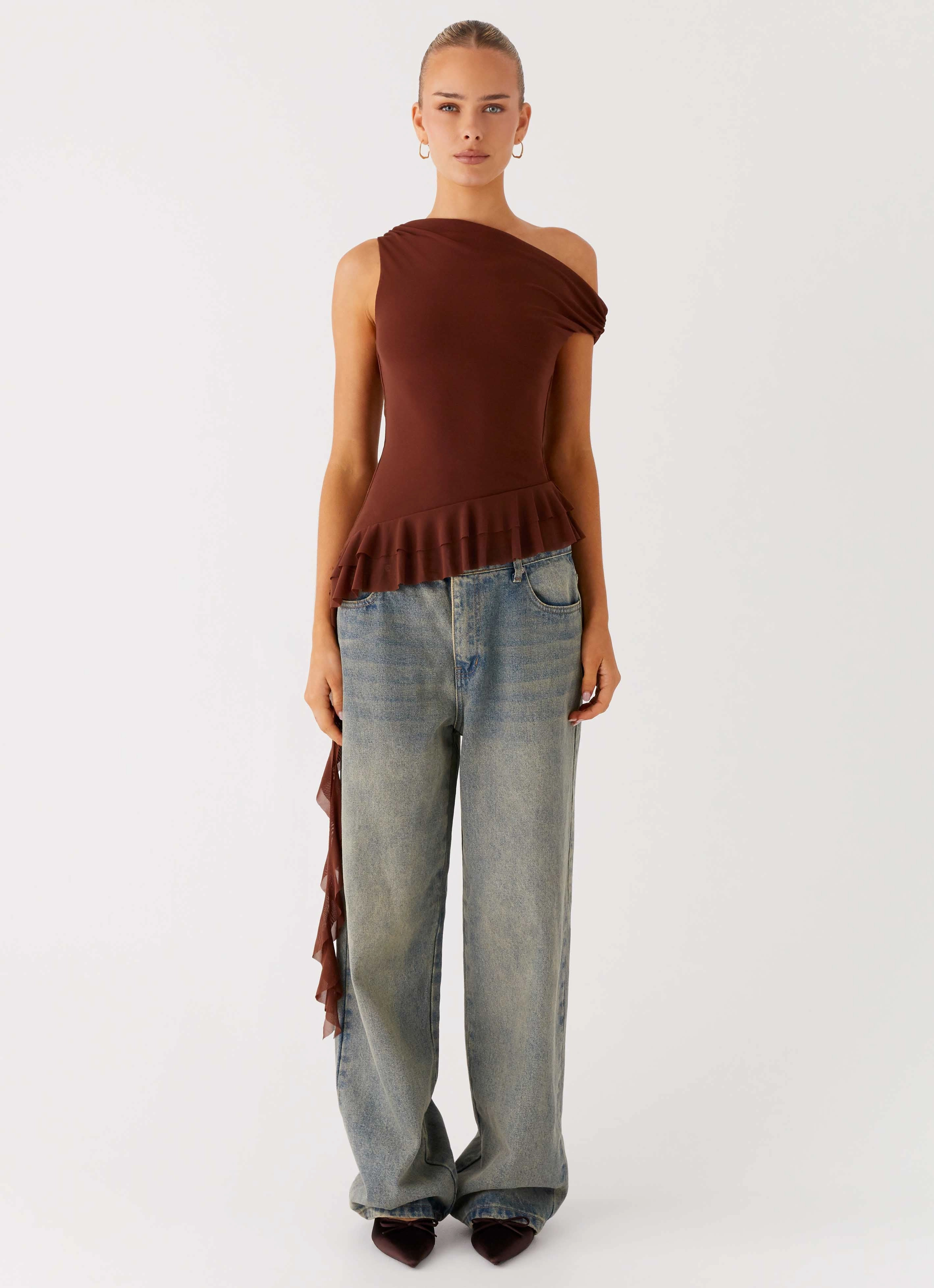 sporty wear Flatlock Seam Design Mica Top - Chocolate