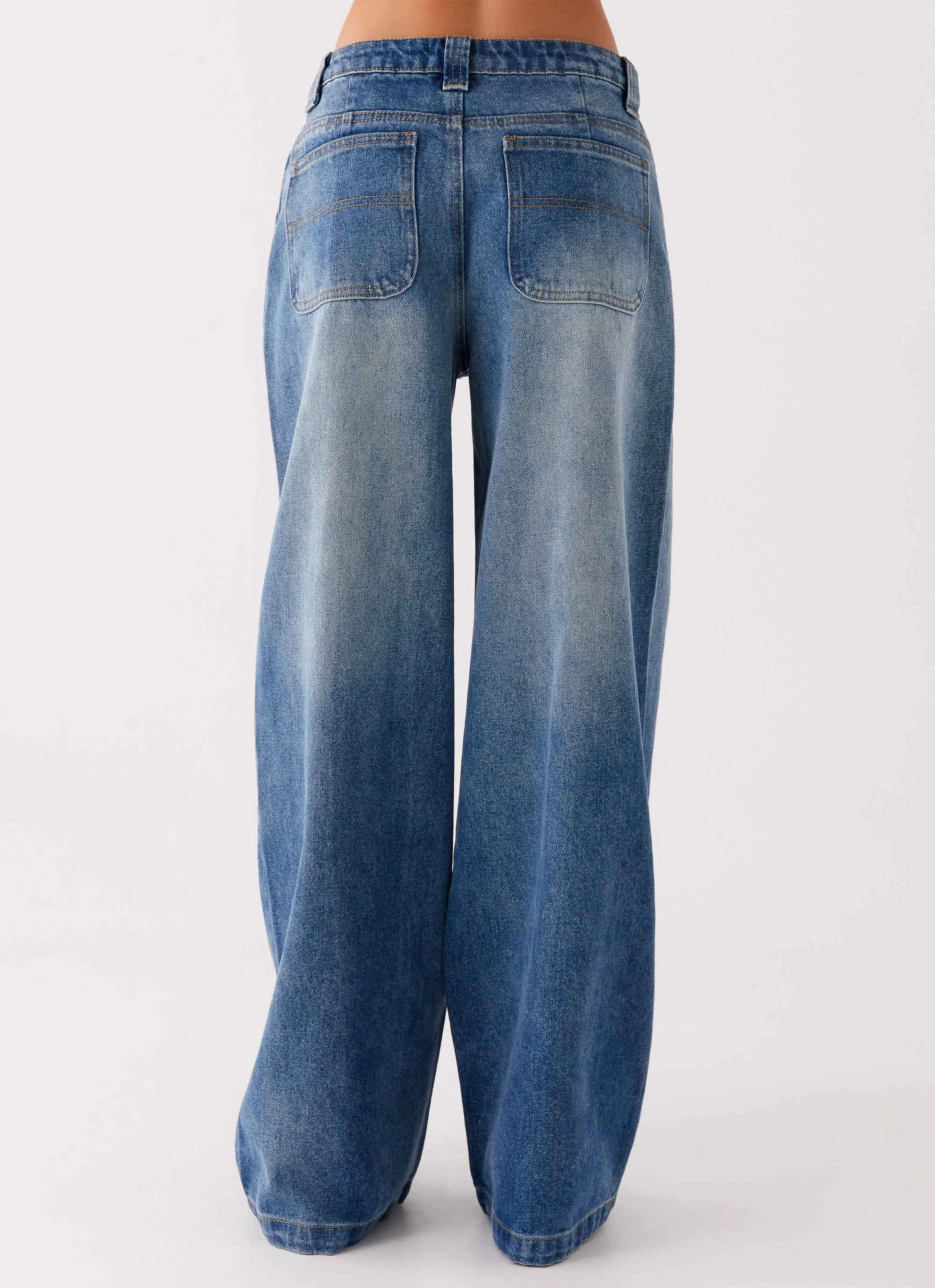 Midwest Low Rise Jeans - Powder Wash Blue Thermal regulation