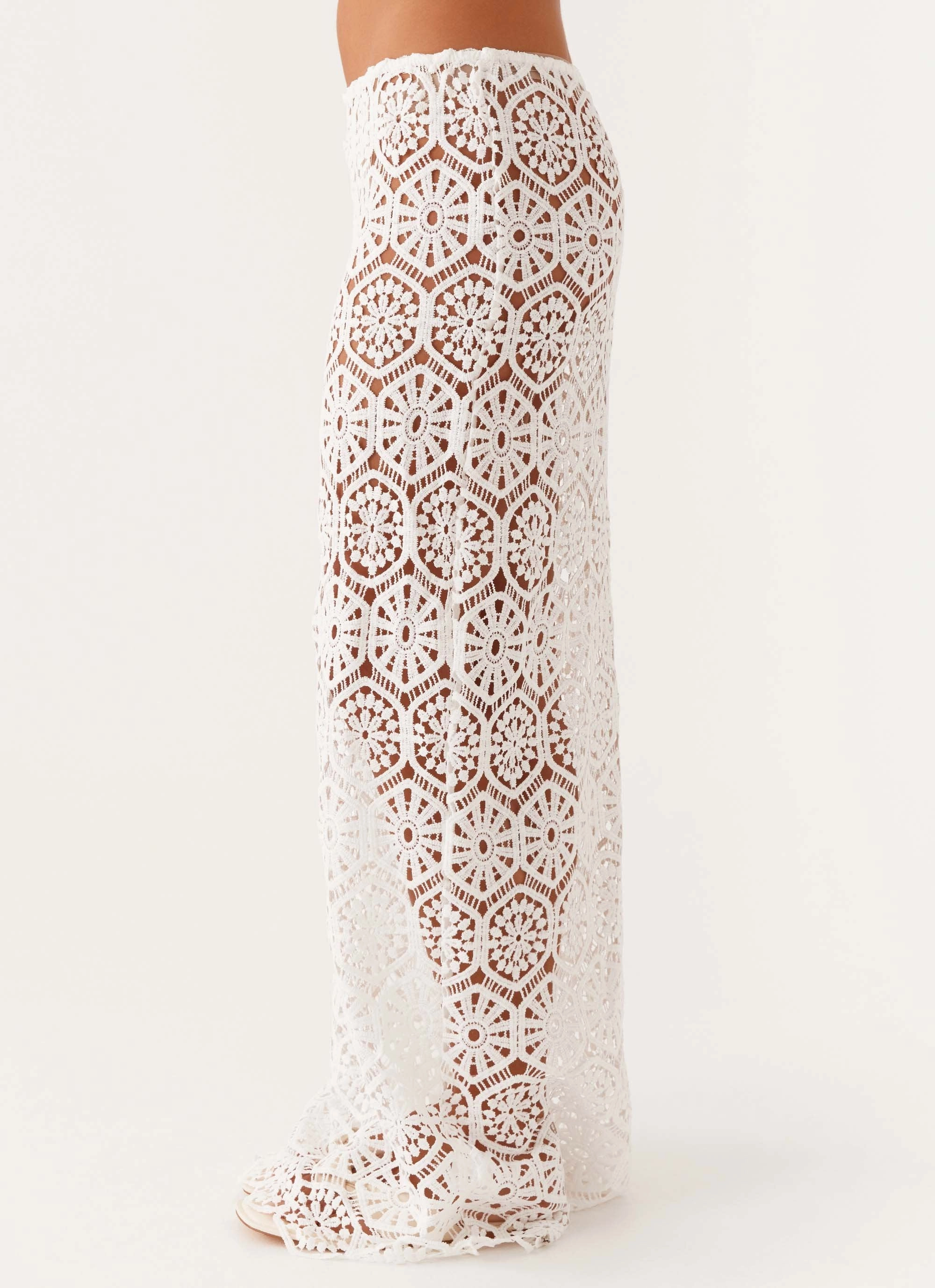 Mika Low Rise Crochet Maxi Skirt - White Feminine Charm