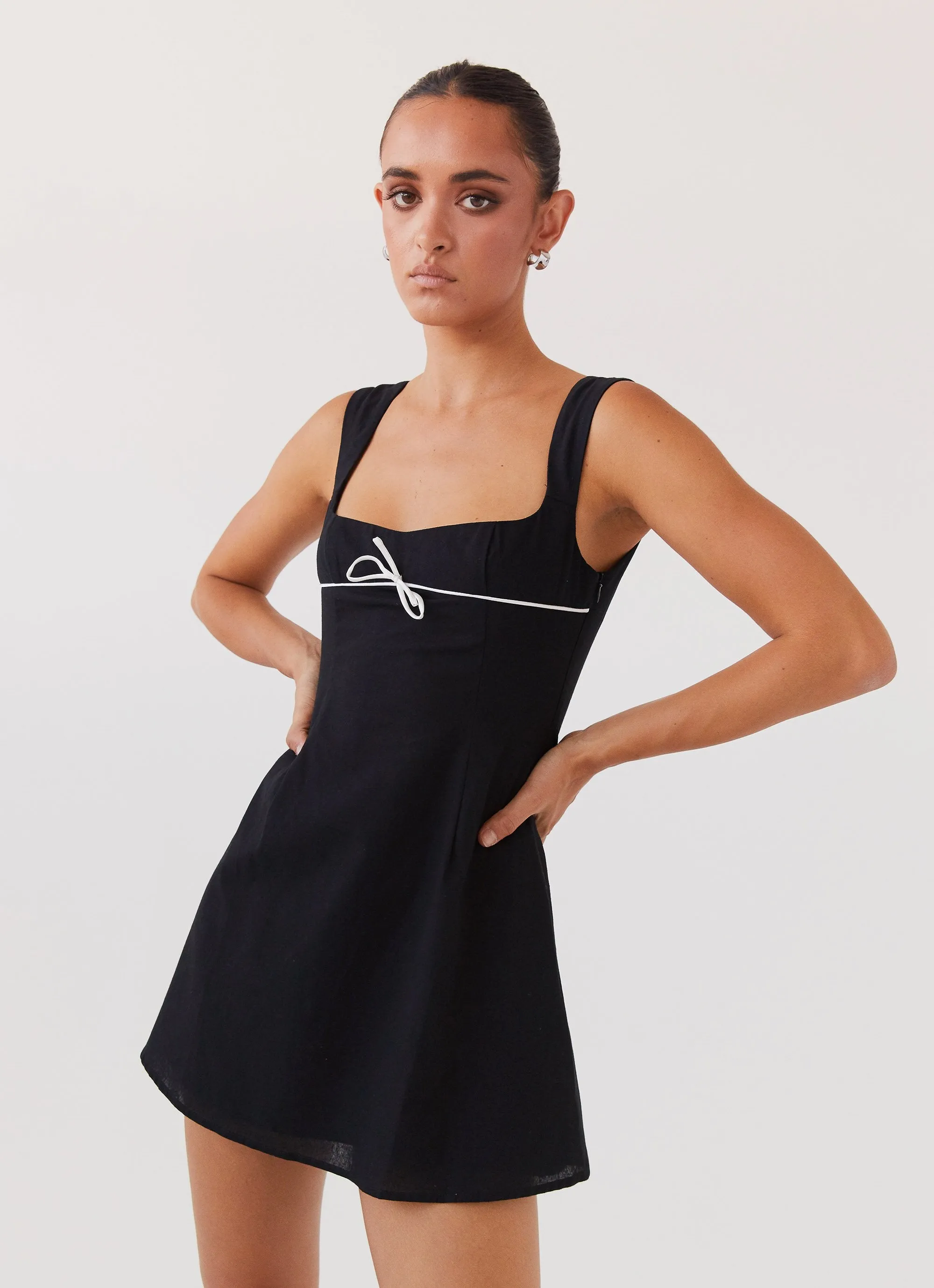 Cadence Mini Dress - Black Easy Elegance