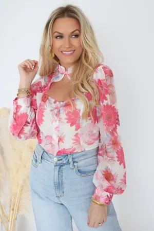 Erika Floral Top (FINAL SALE) Curved Hemline DoubleLayered Collar