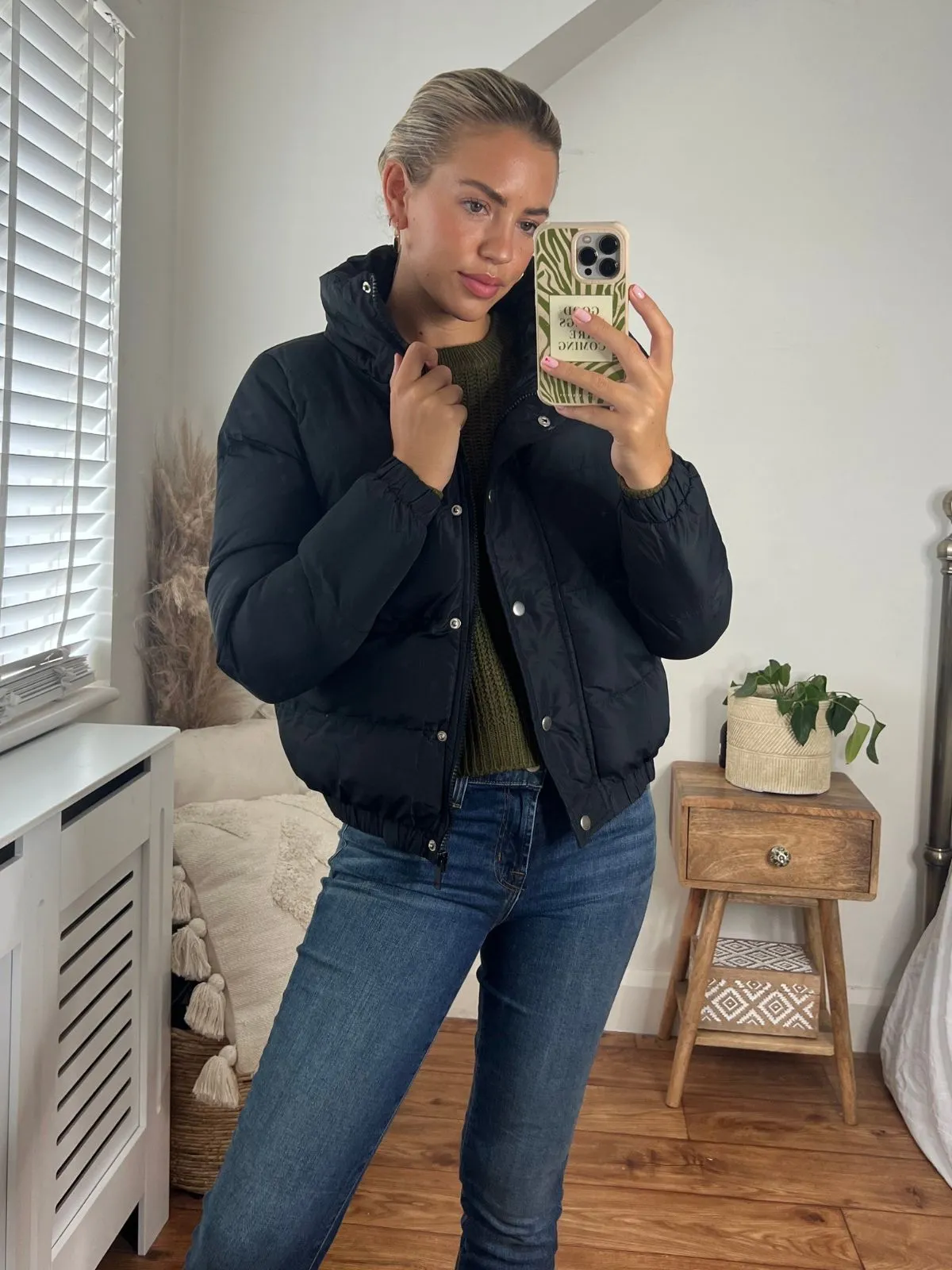 Chic Tee Jazmin High collar Puffer Jacket / Black