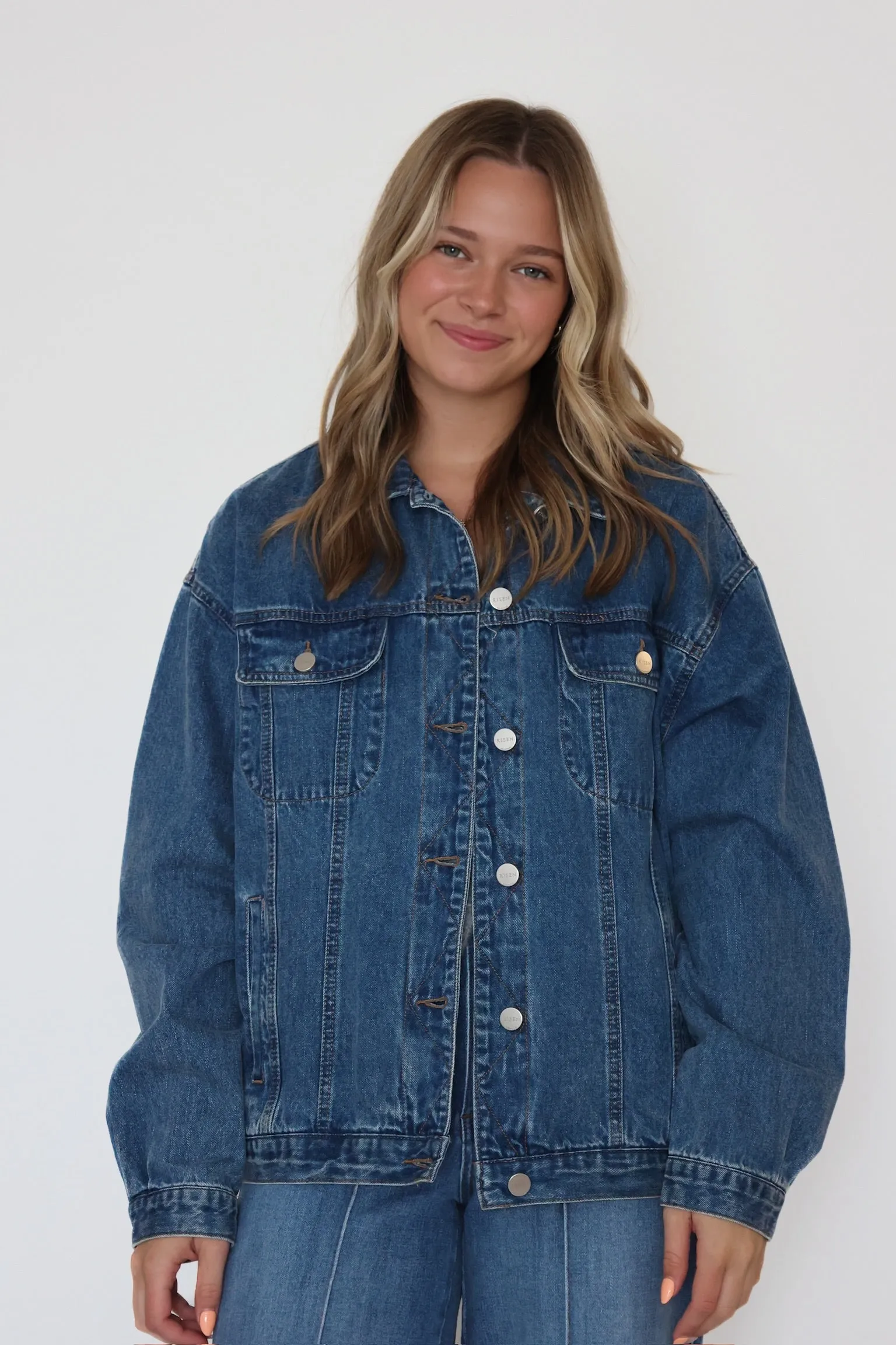 Chill Commute Fit Heavyweight Durability Raya Denim Jacket