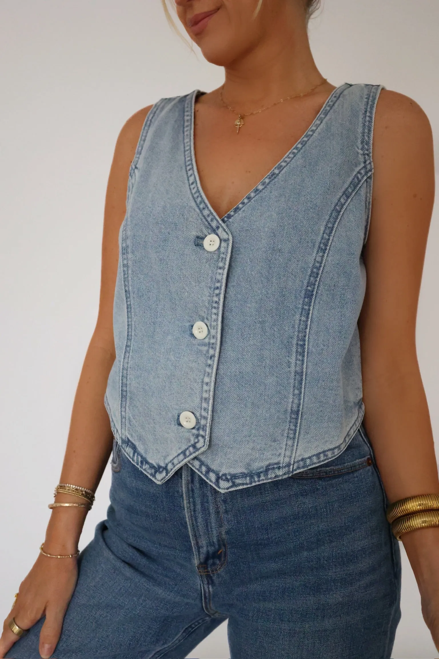 Mollie Vest Adjustable Collar System