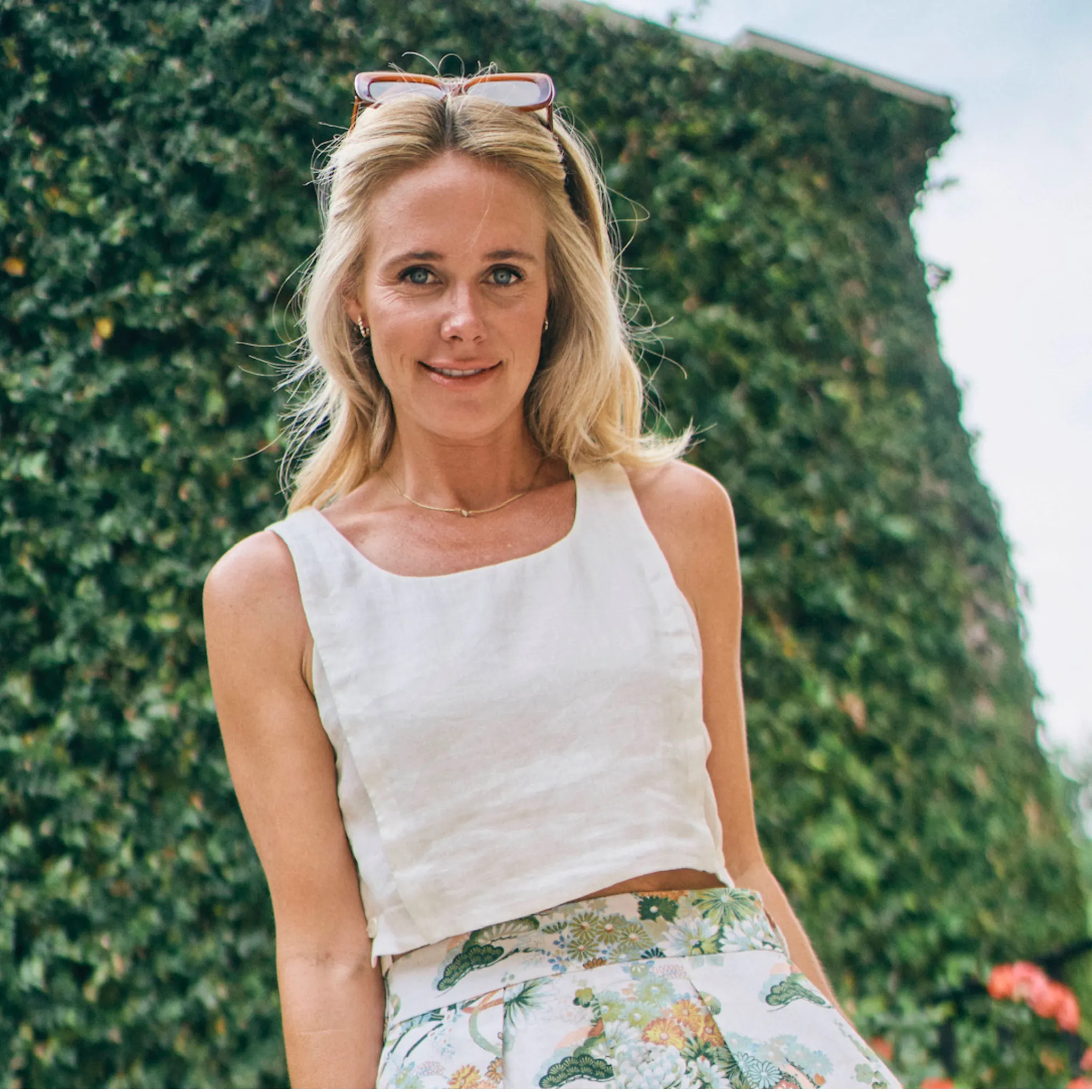 MASON'S DAUGHTER | Sophia Top, Ivory Tangle Free Cuffs Chic Fit