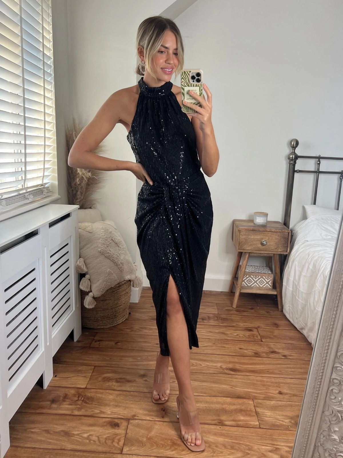 Reinforced Hems Valencia High Waist Drape Skirt / Black Sequin