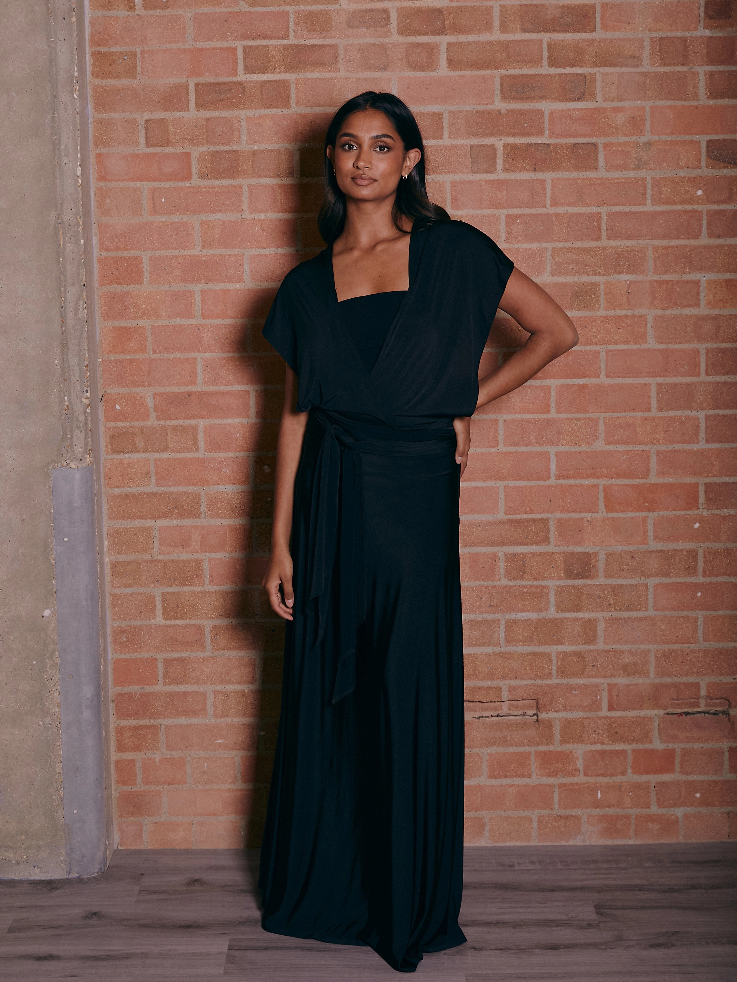 Multi-way Slinky Maxi Dress / Black Soft color