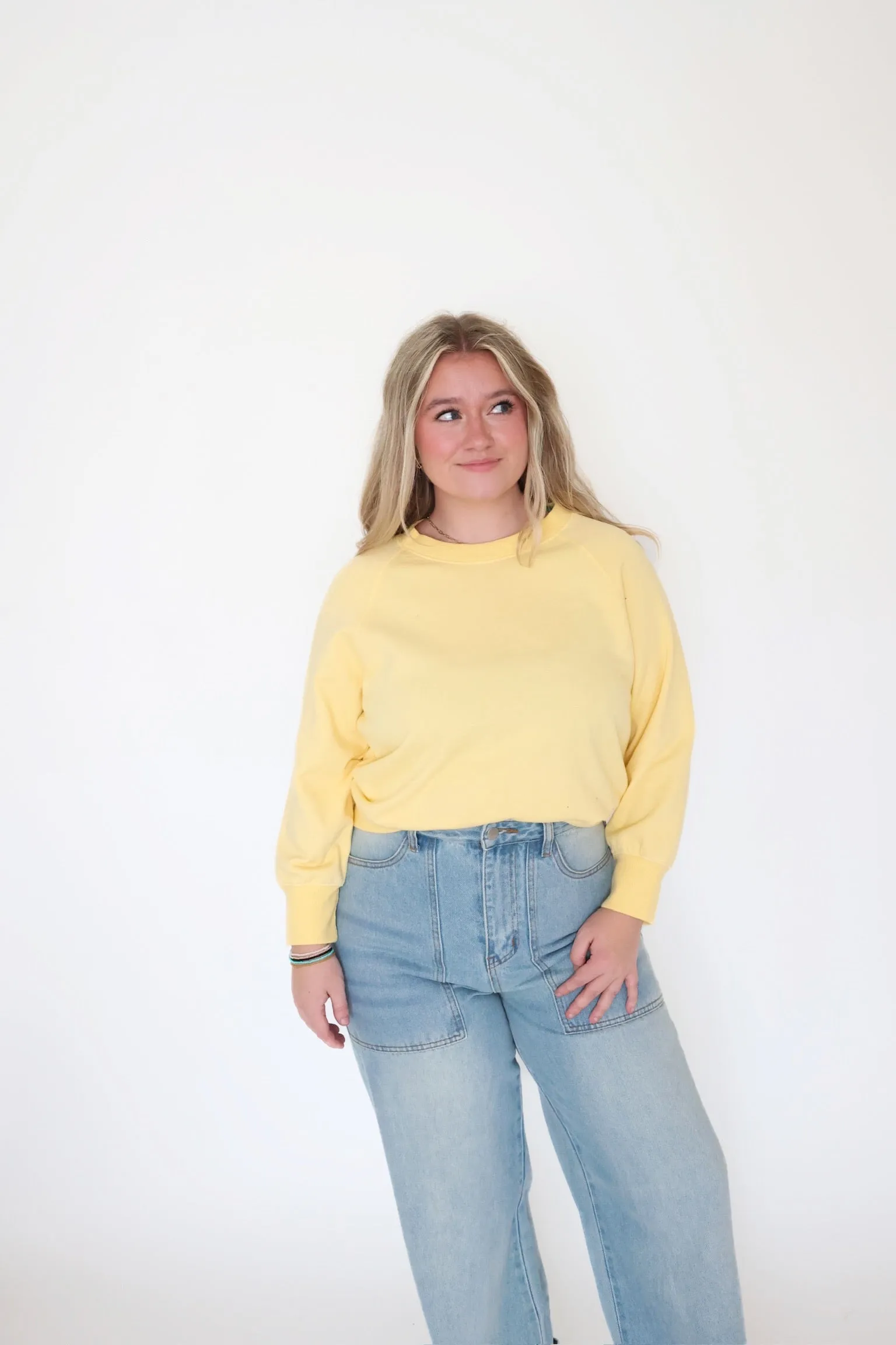 Garment Dye Sweatshirt Fitted Shirt MoistureWicking Fabric