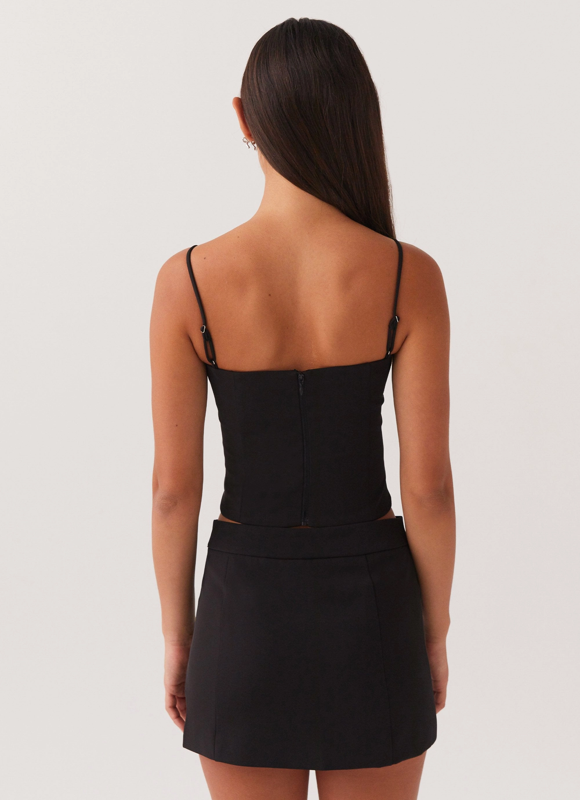 Lightweight insulation Eliana Crop Top - Black