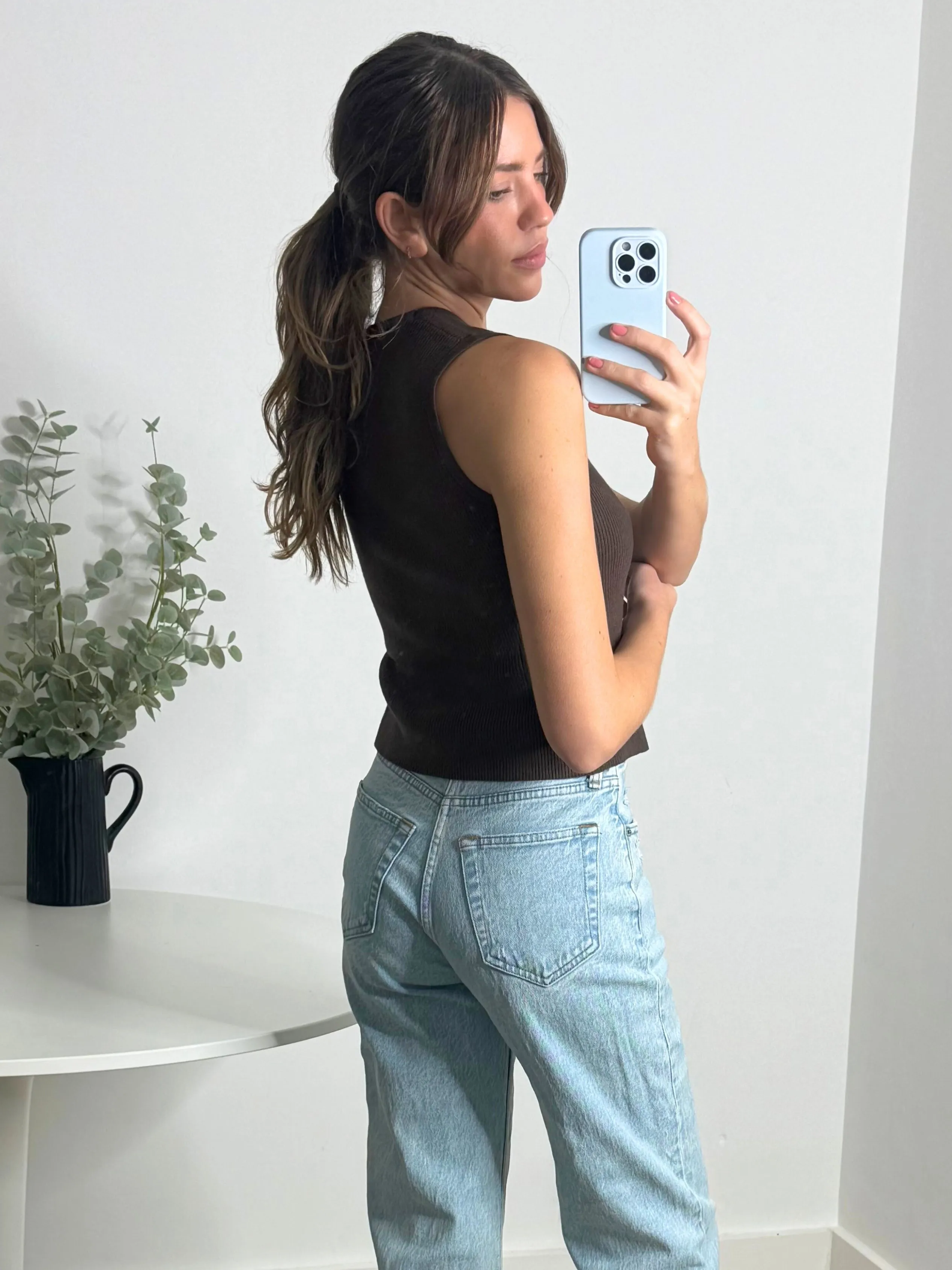 Nella Knitted Waistcoat in Chocolate Quick drying material Light Drape