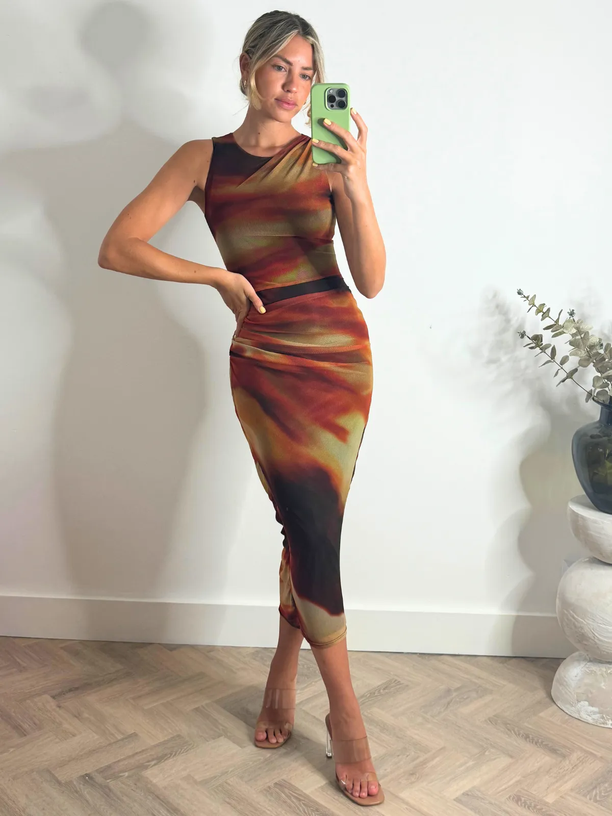 Naya Mesh Sleeveless Maxi dress / Orange Ombre Neutral palette