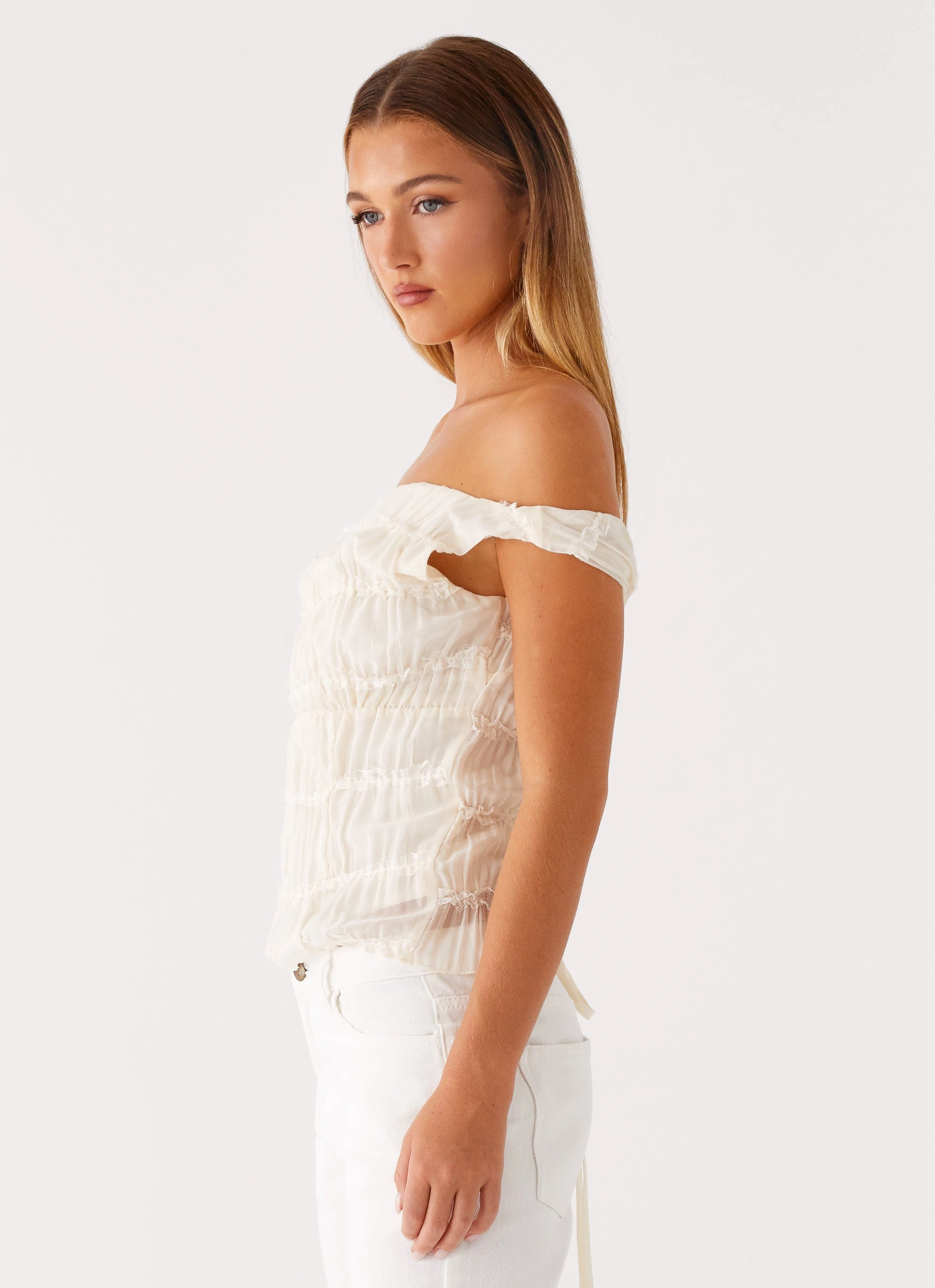 Nebula Top - Ivory ReflectiveTrim Wrinkle Free Texture