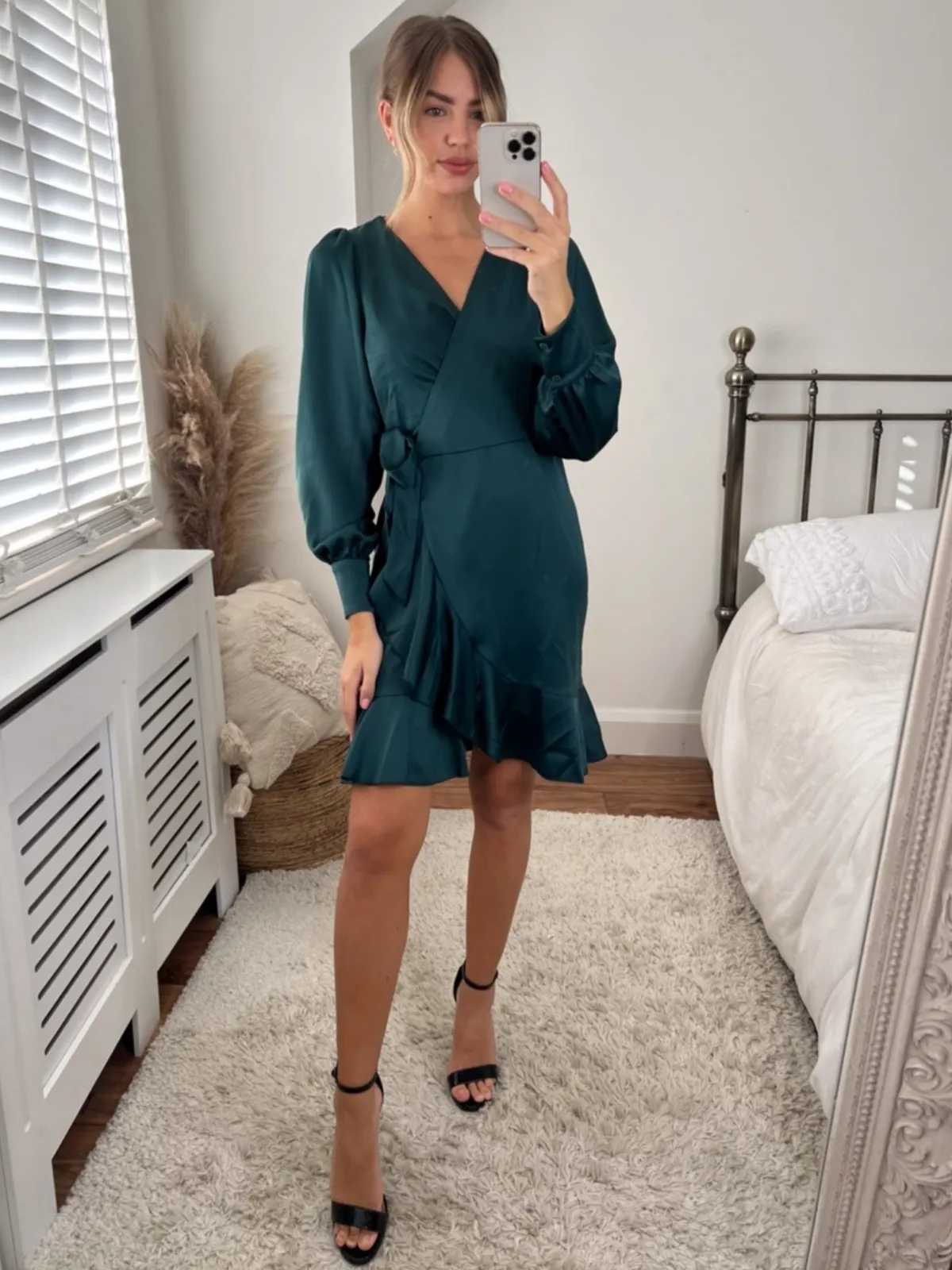 Modern Appearance Bobbi Wrap Satin Mini Dress / Forest Green