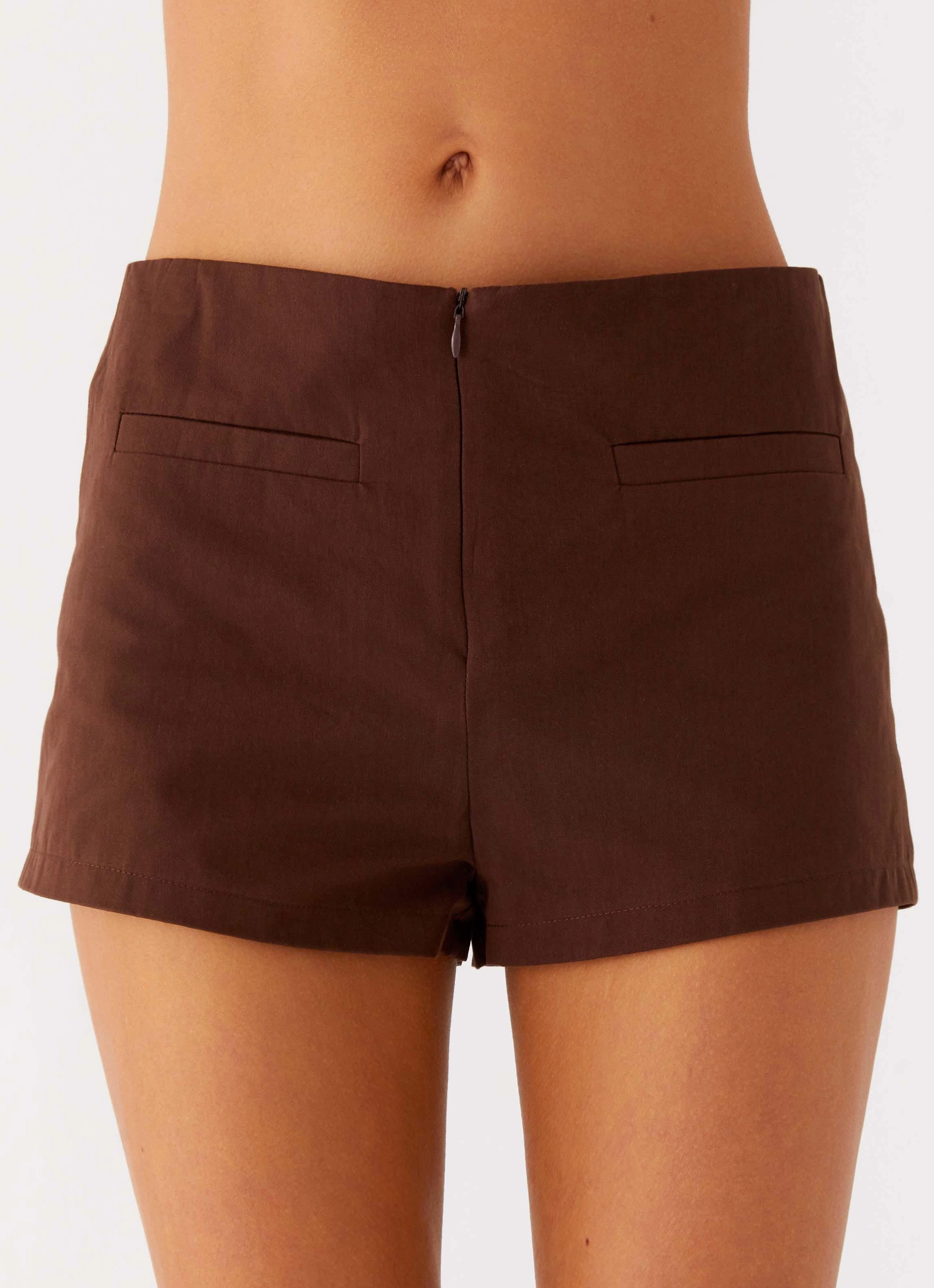 Sporty Appeal SeamlessConstruction Nia Micro Short - Chocolate