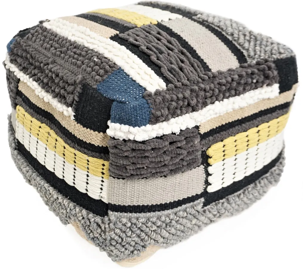 Nicia Pouf