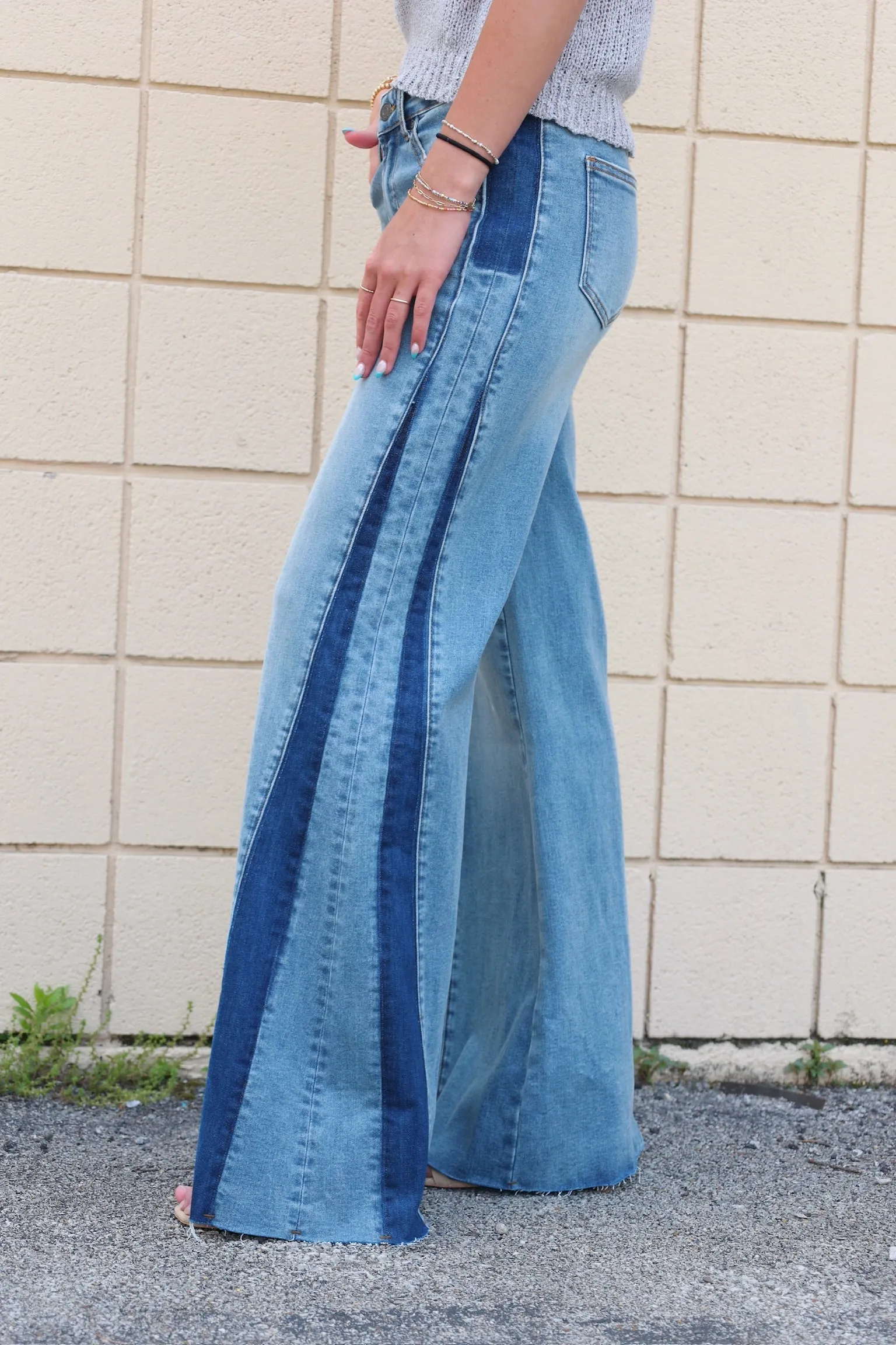 Lightweight Flex Stevie Jeans