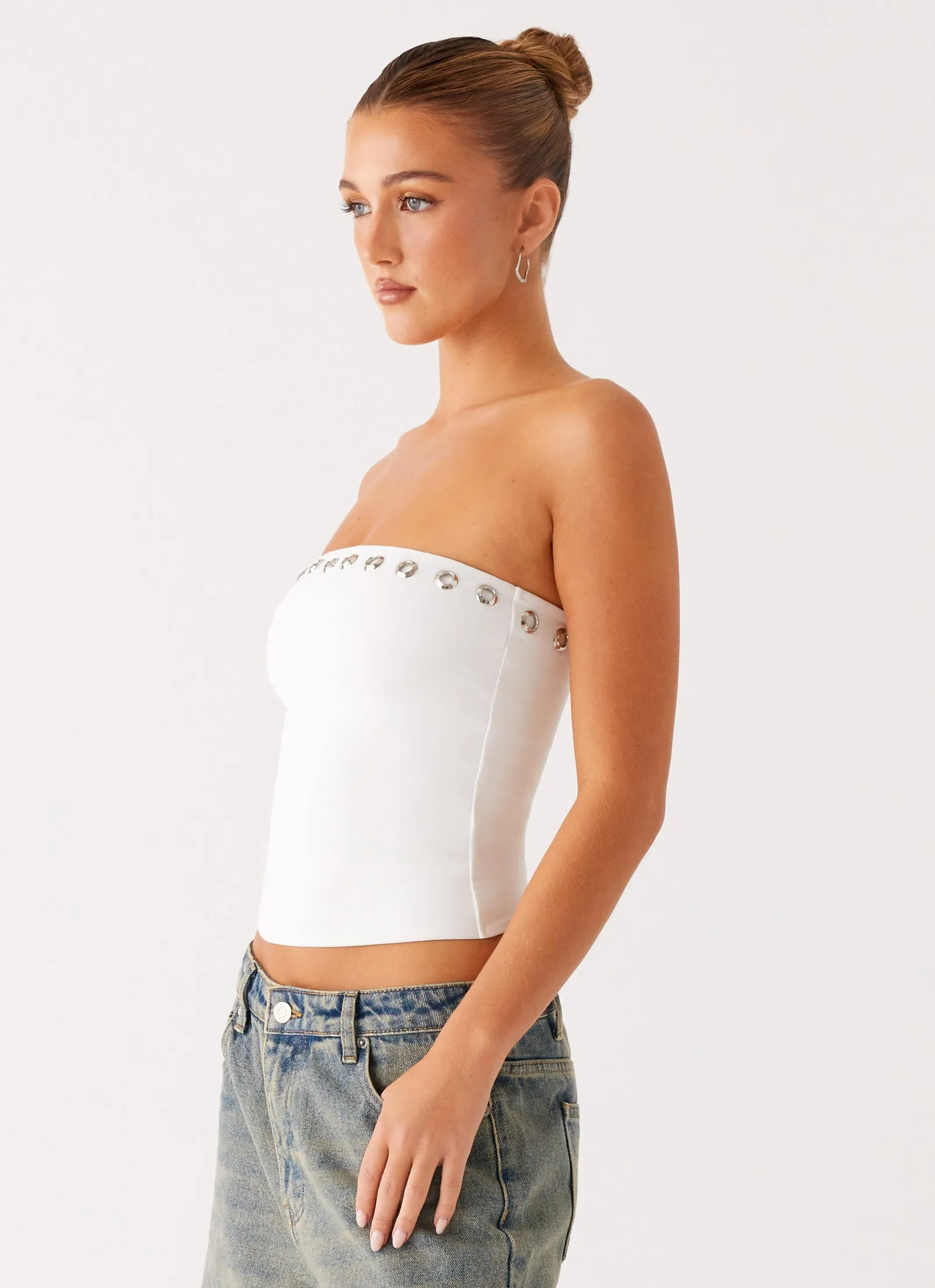 MultiPanelBreathability Hidden Zipper Closure Miku Eyelet Strapless Top - White