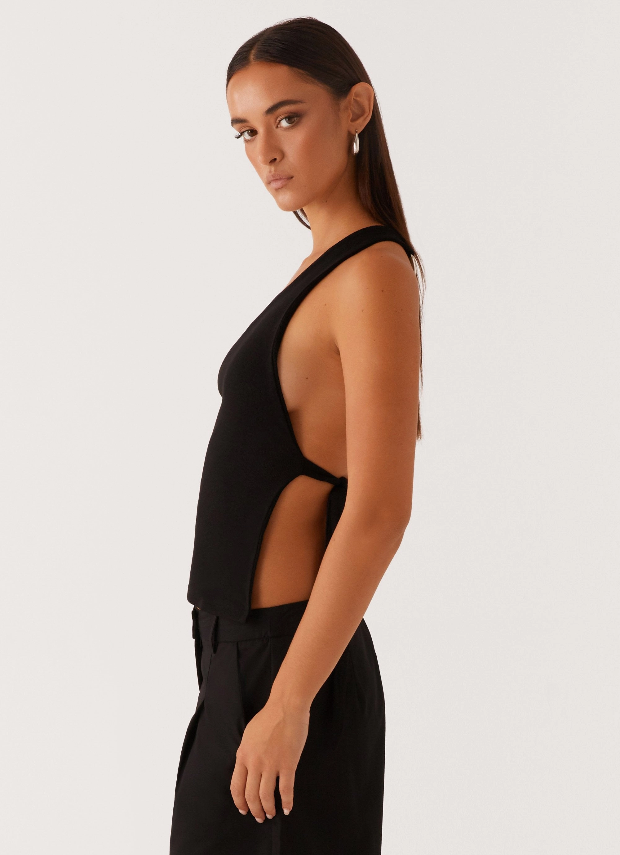 Temperature control Safiya One Shoulder Top - Black