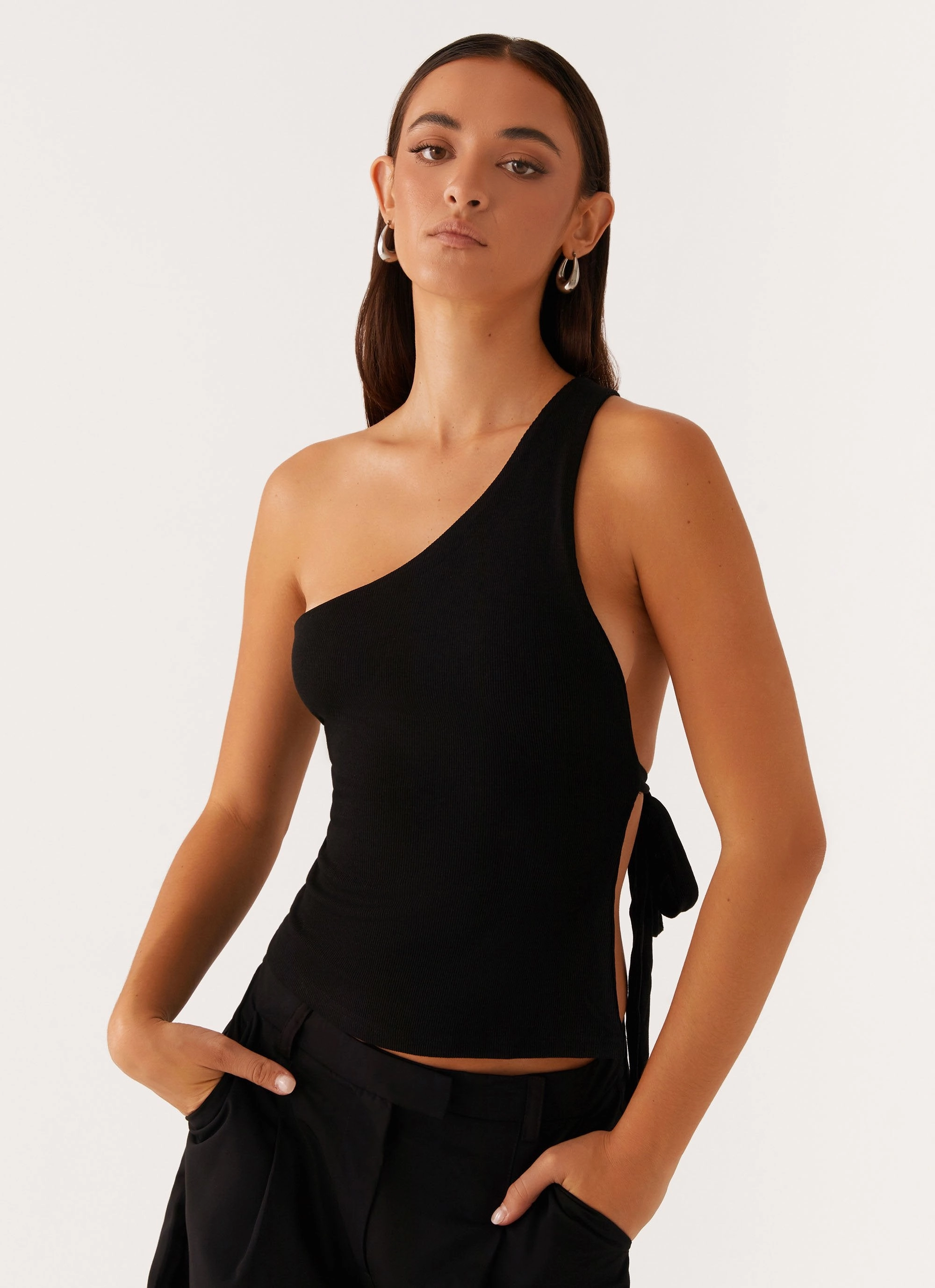 SoftTouchBrushedInterior Safiya One Shoulder Top - Black