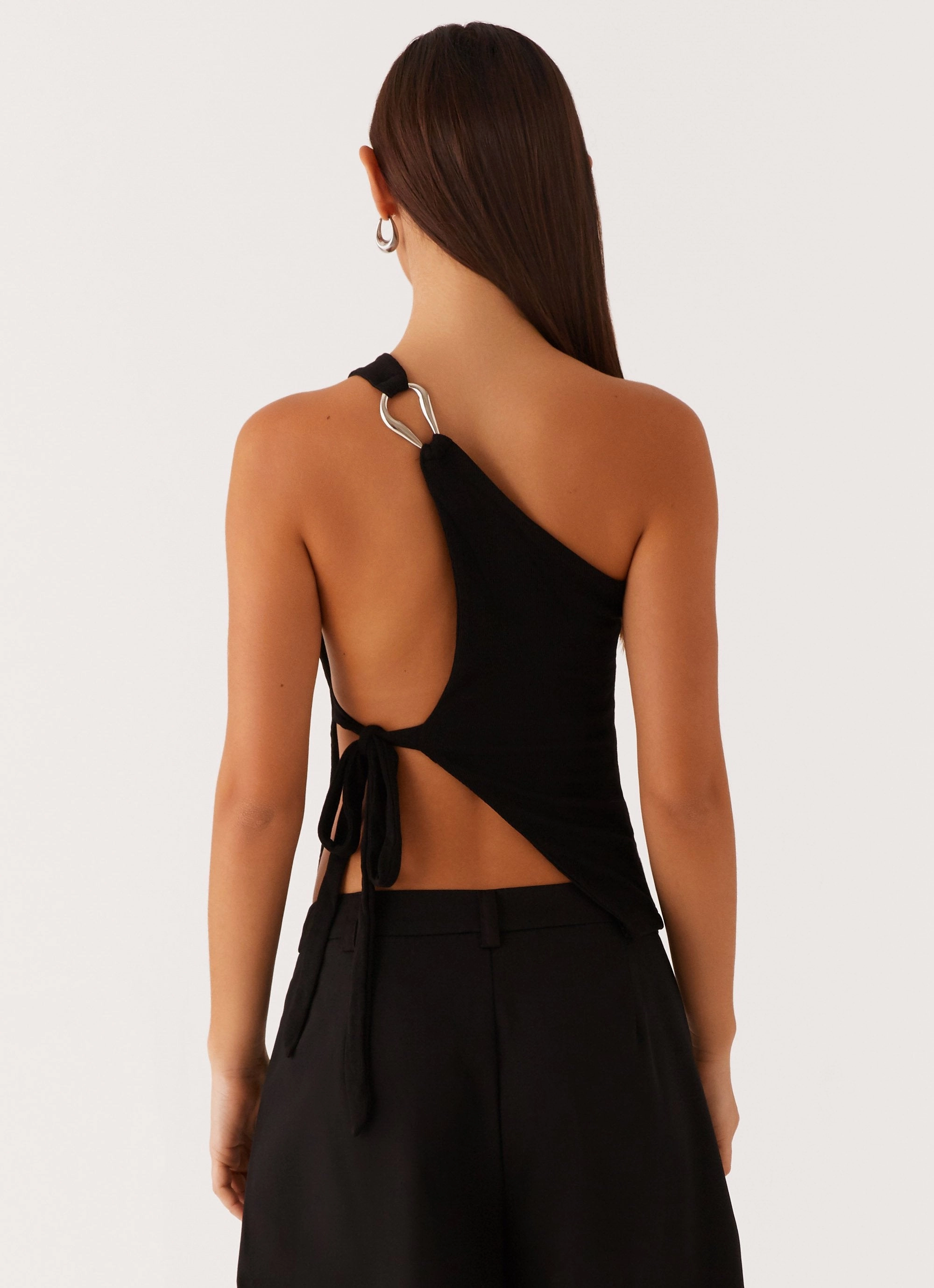 Safiya One Shoulder Top - Black Contemporary Cut DurableBlend