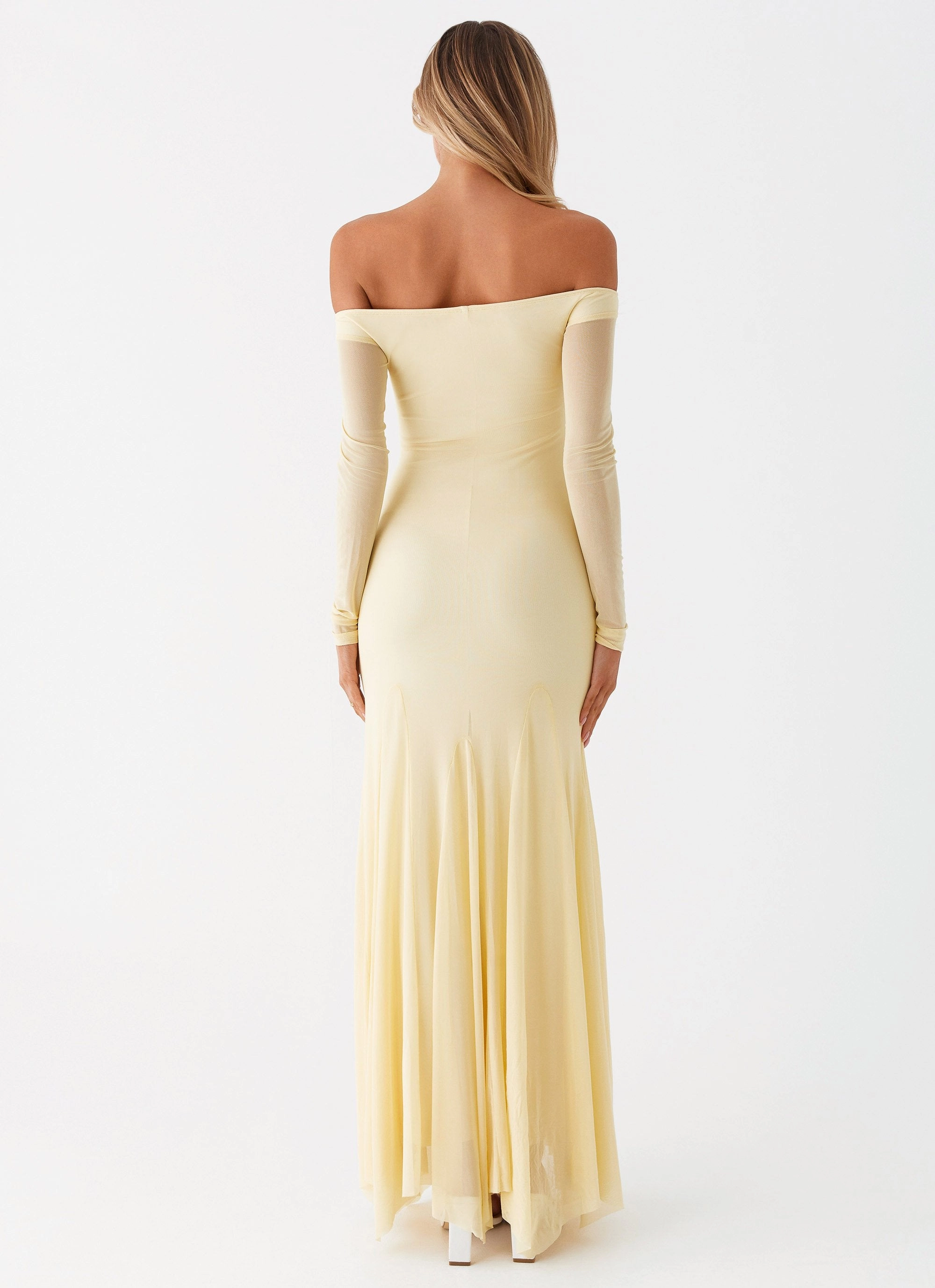 Maribel Maxi Dress - Yellow Minimal Curve