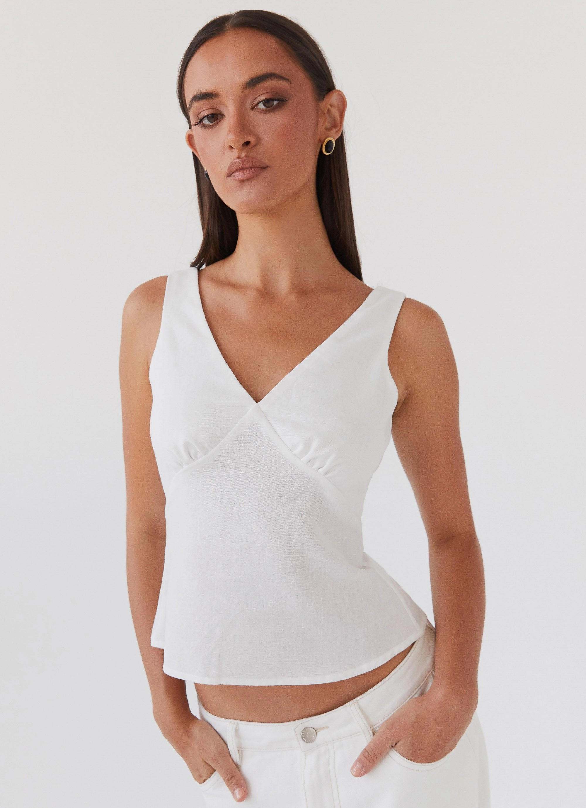 Asymmetric-Neck Nori Linen Top - White
