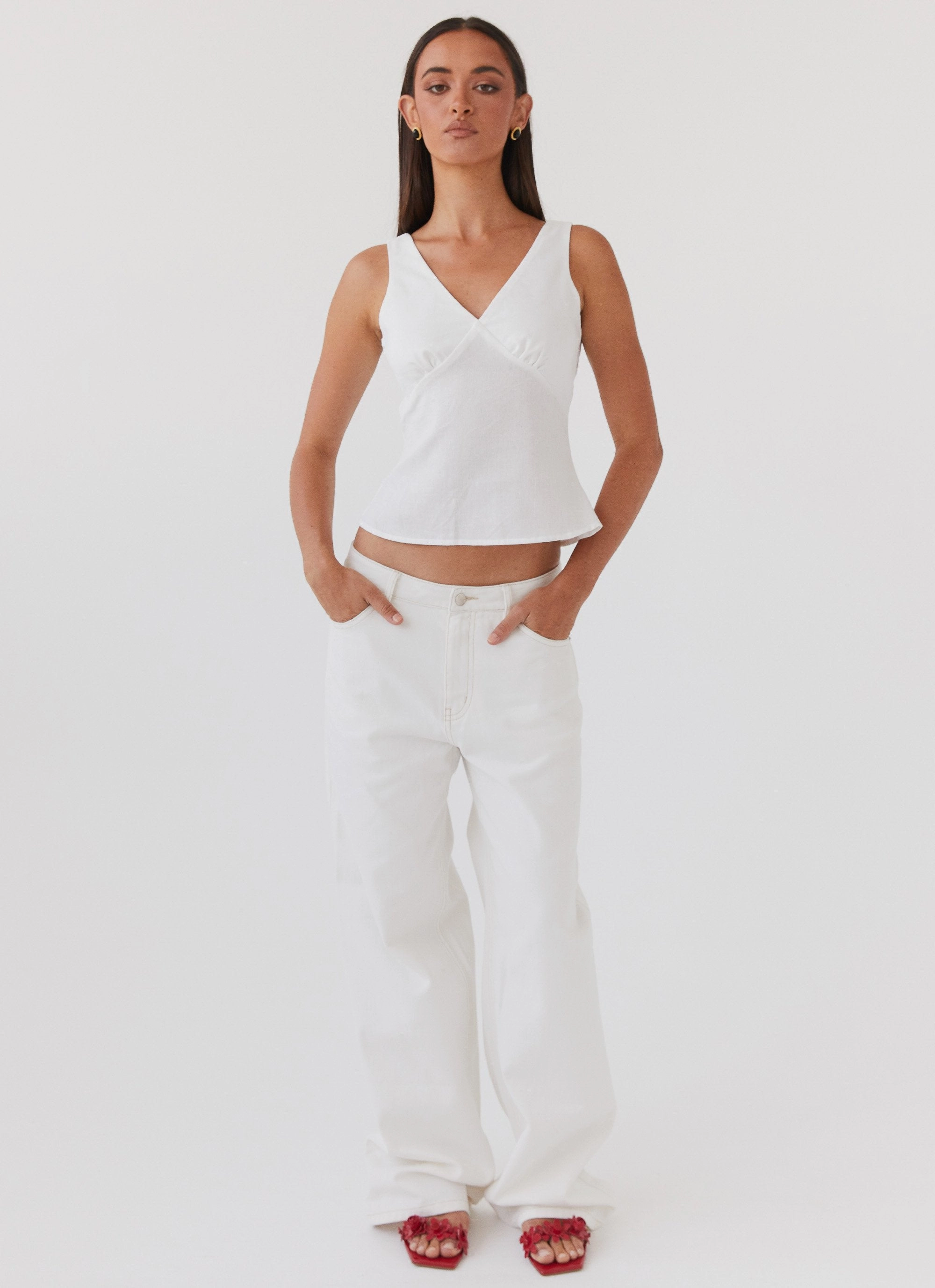 Nori Linen Top - White Soft Waist FoldablePackaging