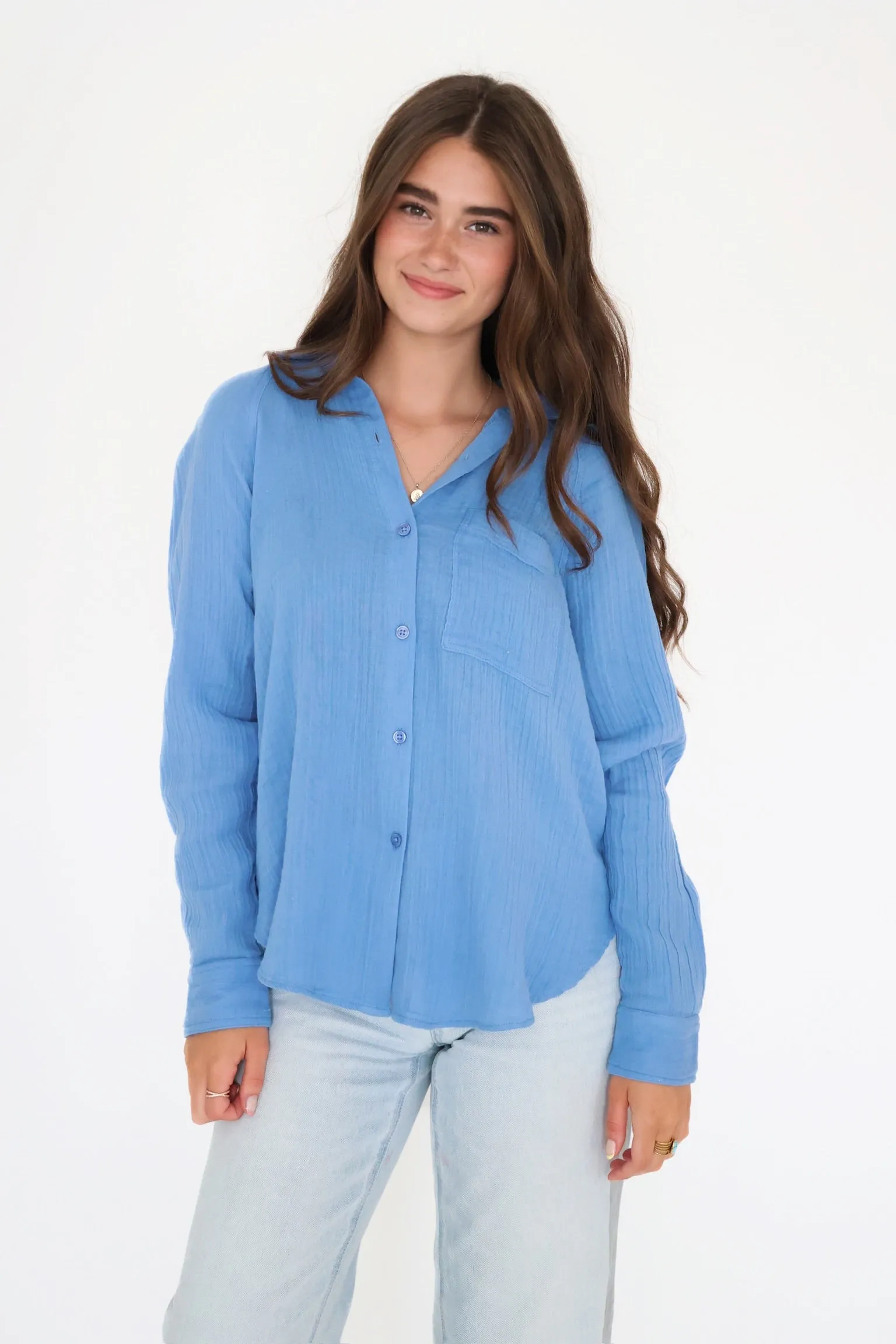 The Perfect Airy Top (FINAL SALE) RibbedCollar ButtonlessClosure