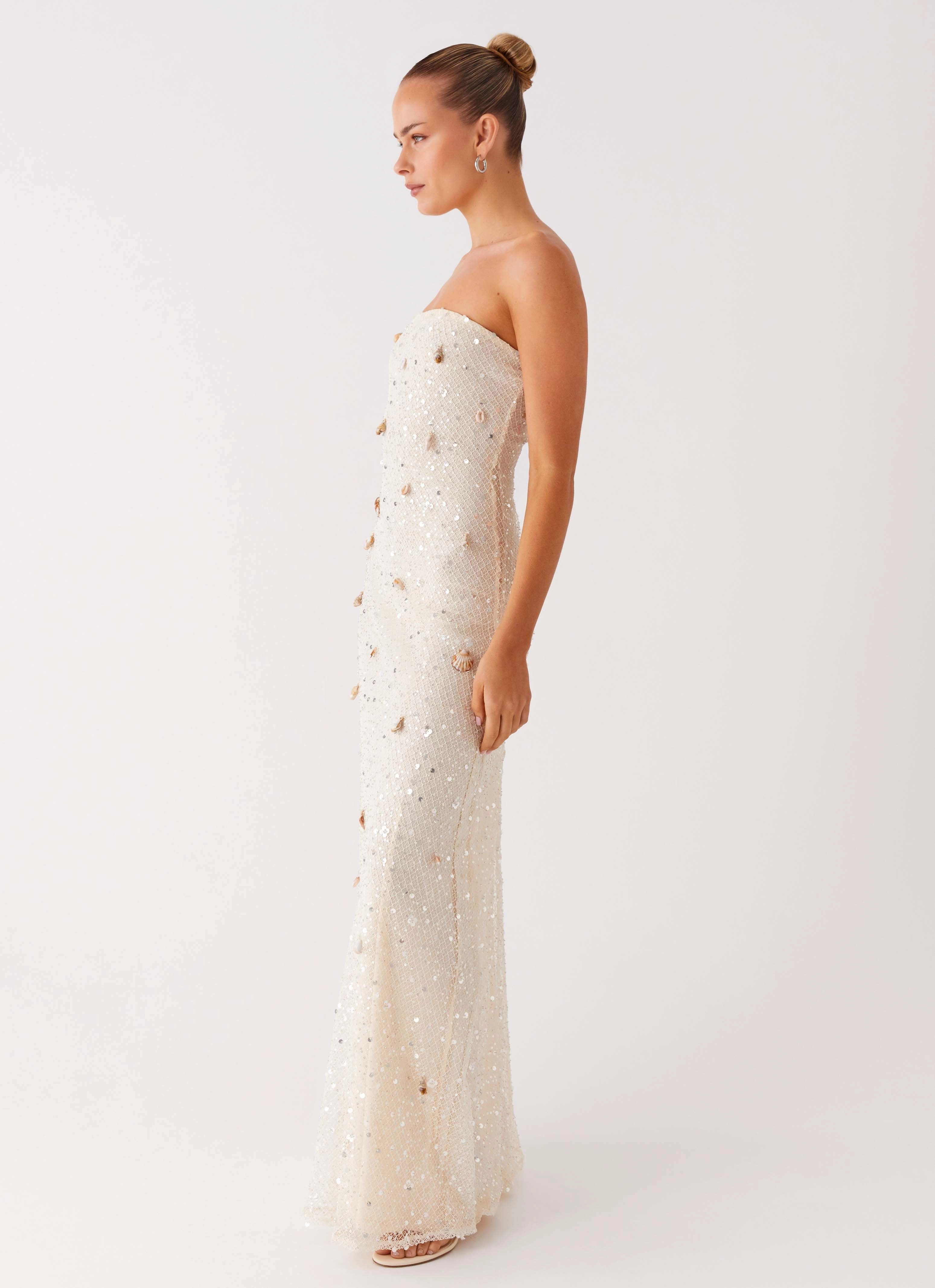 Basic Cool Crisp Texture Orelli Shell Sequin Knit Maxi Dress - Ivory