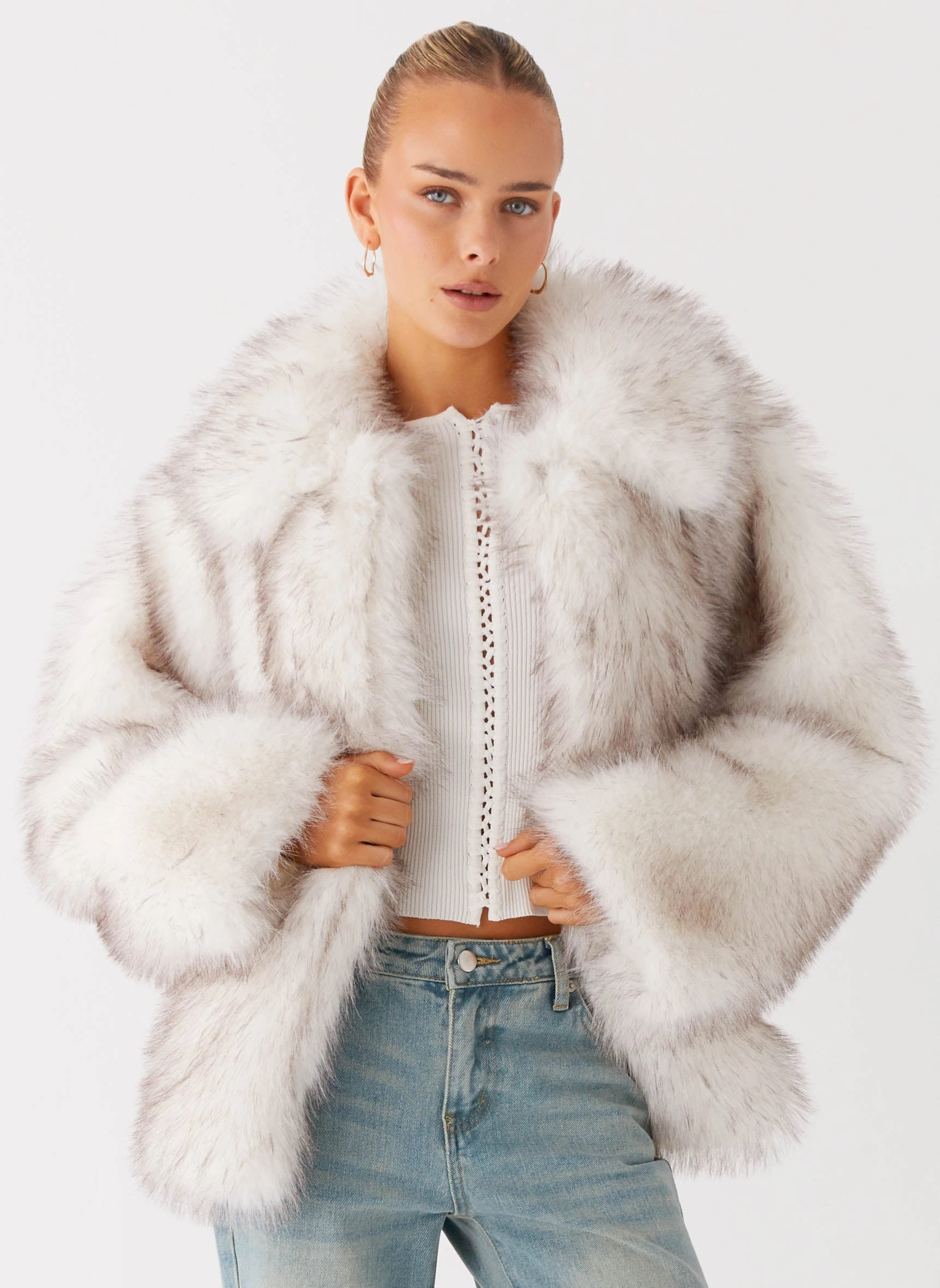 Minimalist Style Novera Faux Fur Jacket - White Grey