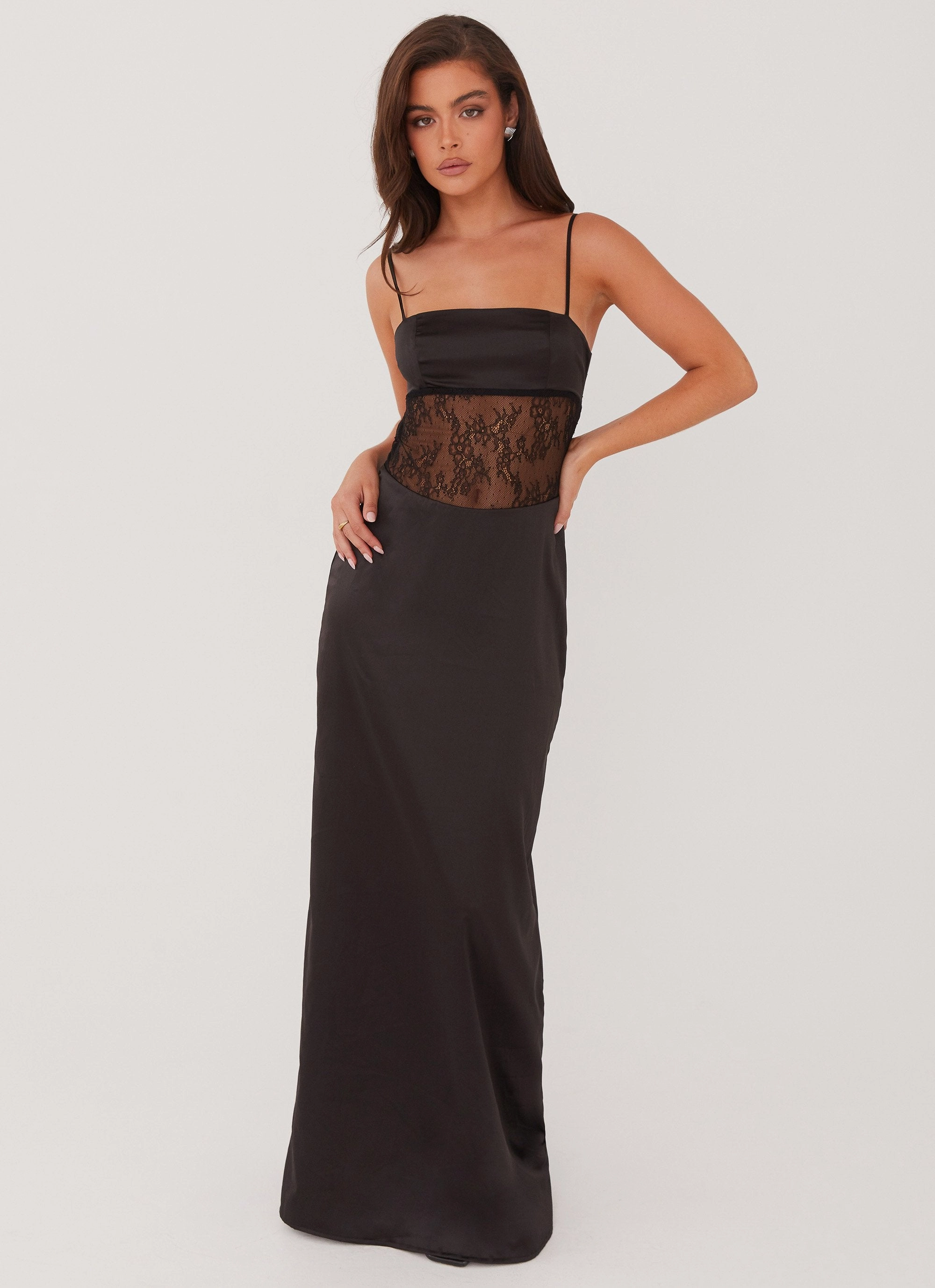 Classic Motion Sleek Waist Palais Royale Lace Maxi Dress - Black