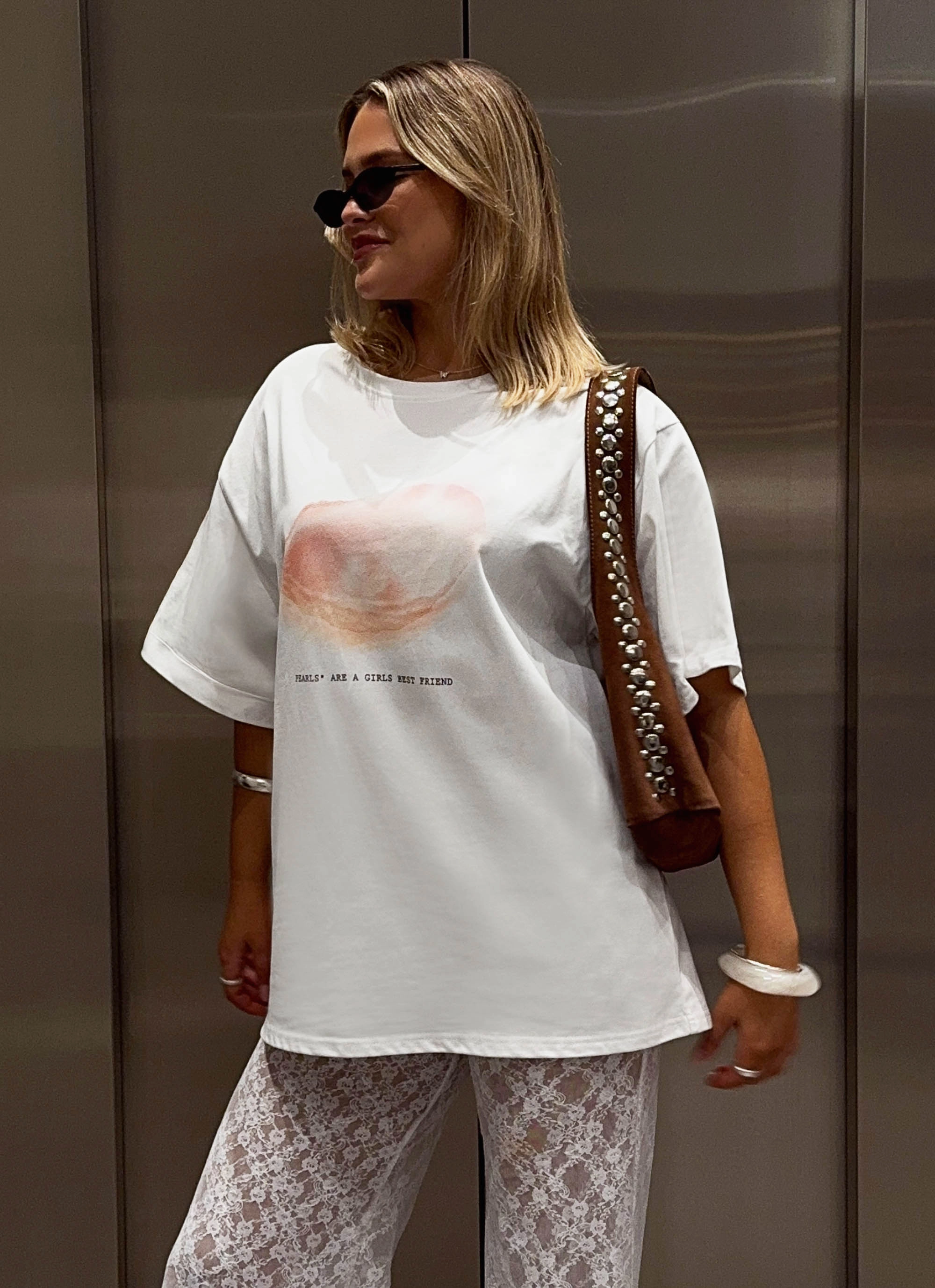 Pearl Oversized Tee - White Urban Streetwear Comfortable Layers