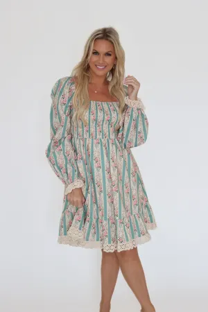 Sporty Comfort Reversible-Style Amma Floral Dress