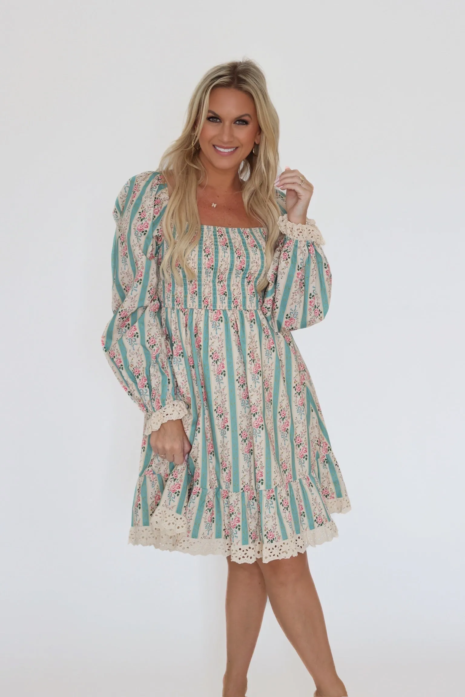 Sporty Comfort Reversible-Style Amma Floral Dress