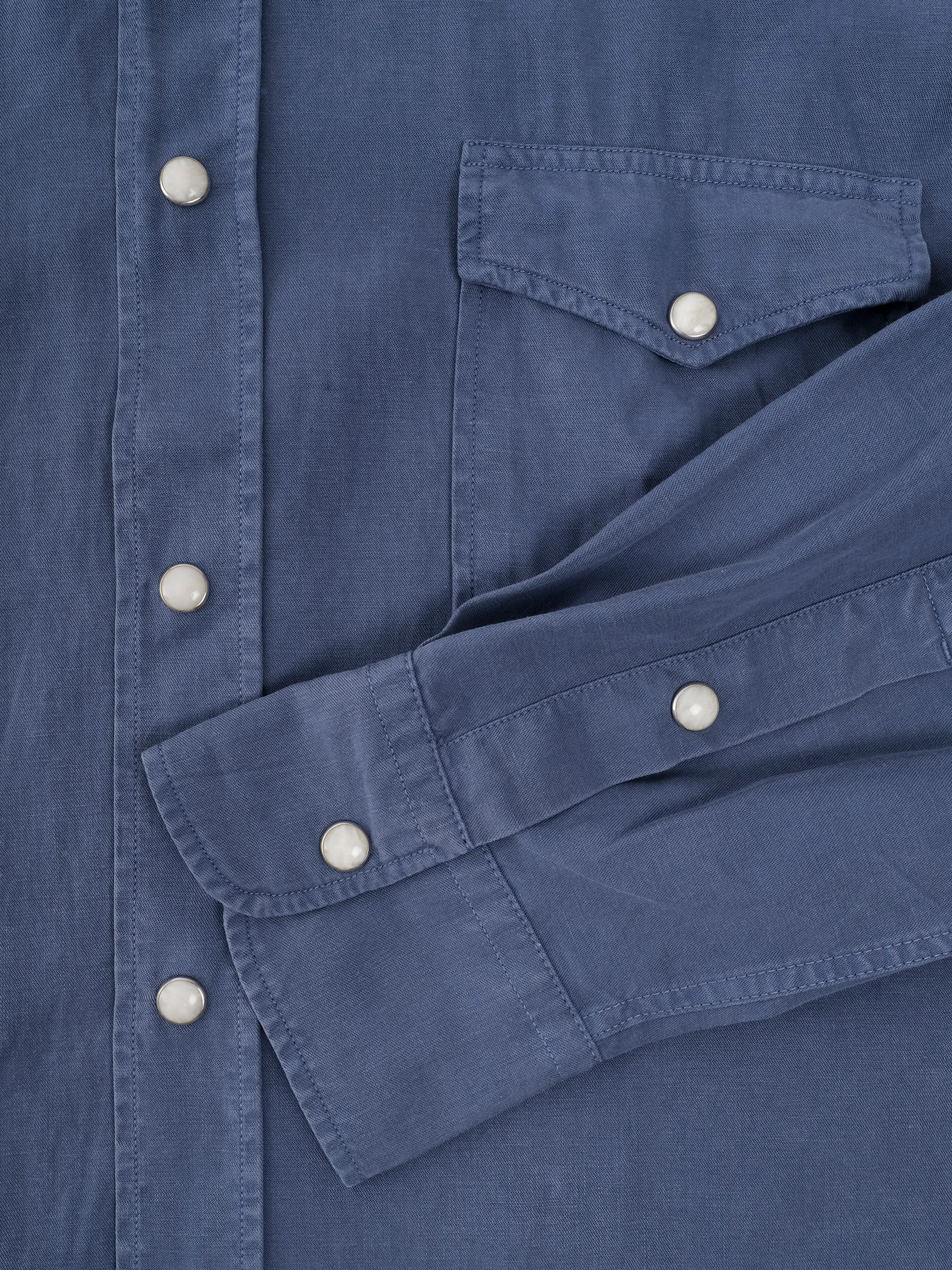 Phoenix Pat Western Shirt / Coronet Blue