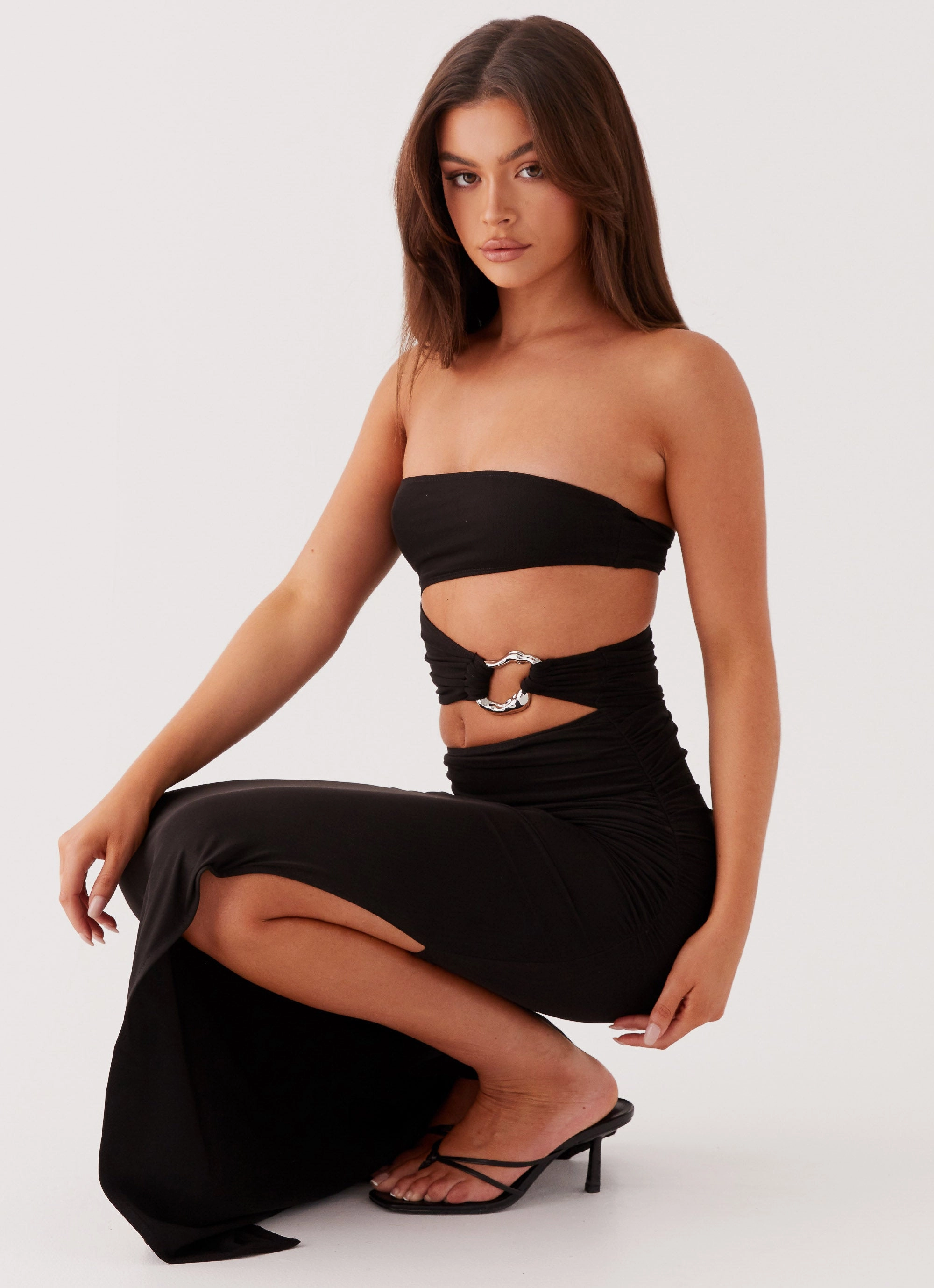 Hip-Flattering Into Pieces Mesh Maxi Dress - Black