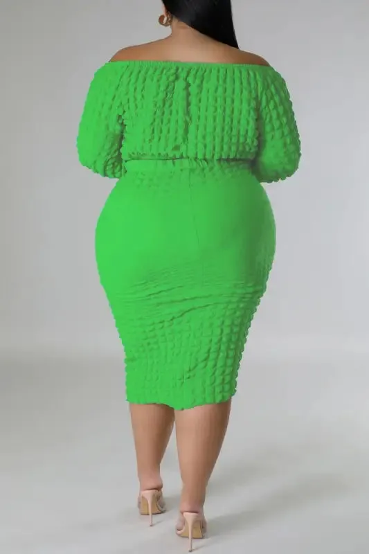 Plus-Size Seersucker Off Shoulder Crop Top Midi Skirt Set