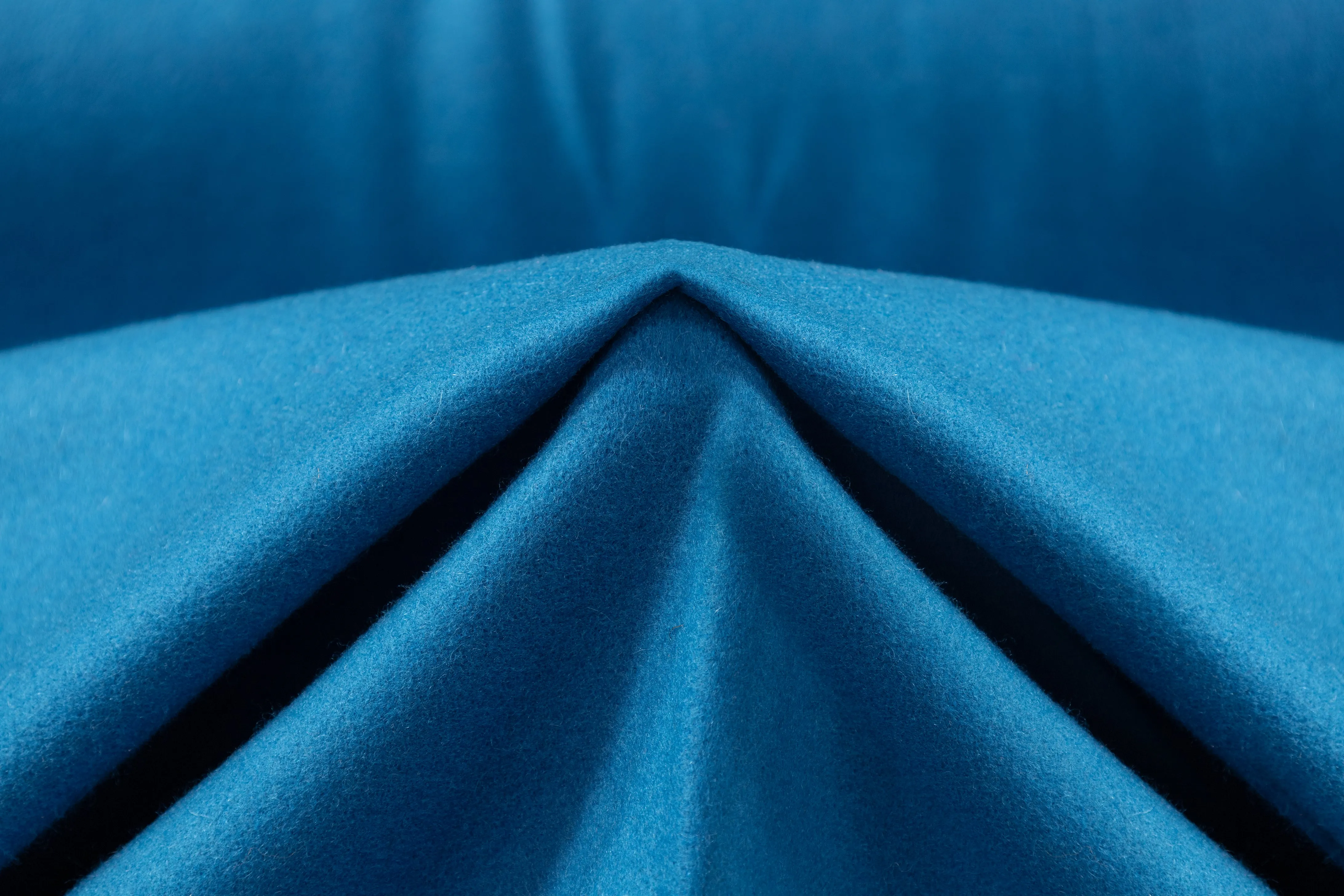 Poly Wool Coating - Blue