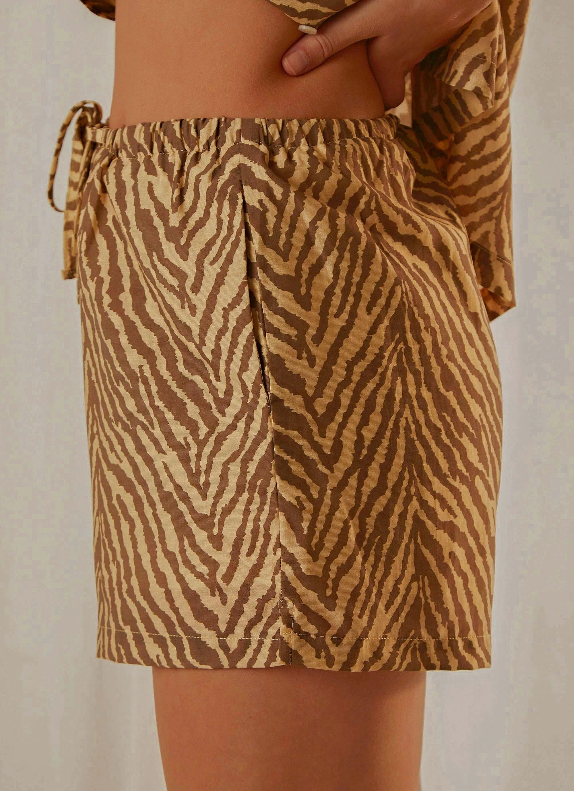 BondedZipperGuards Payne Short - Zebra