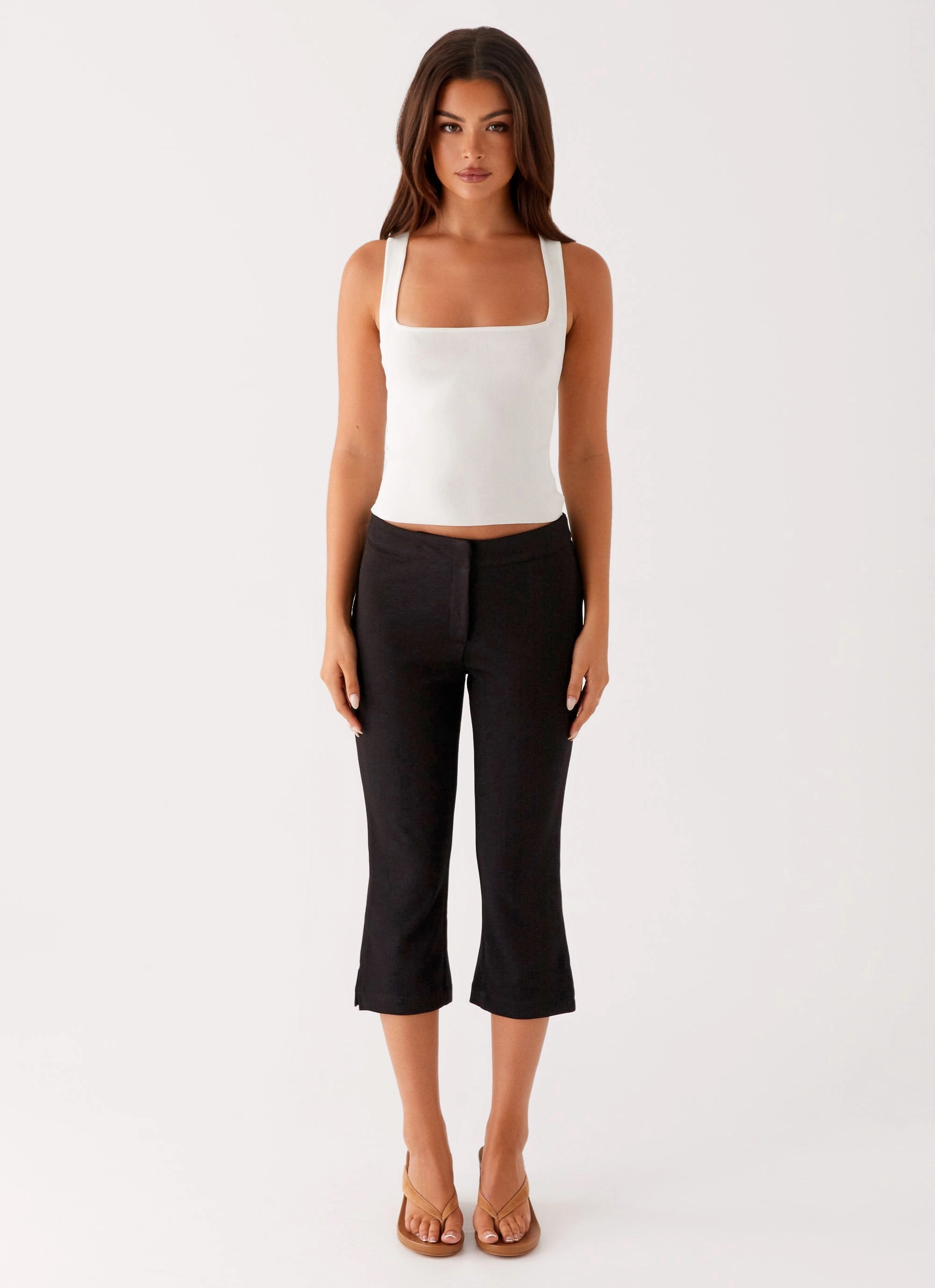 Rue Capri Pants - Black Streetwear vibe High Density Weave