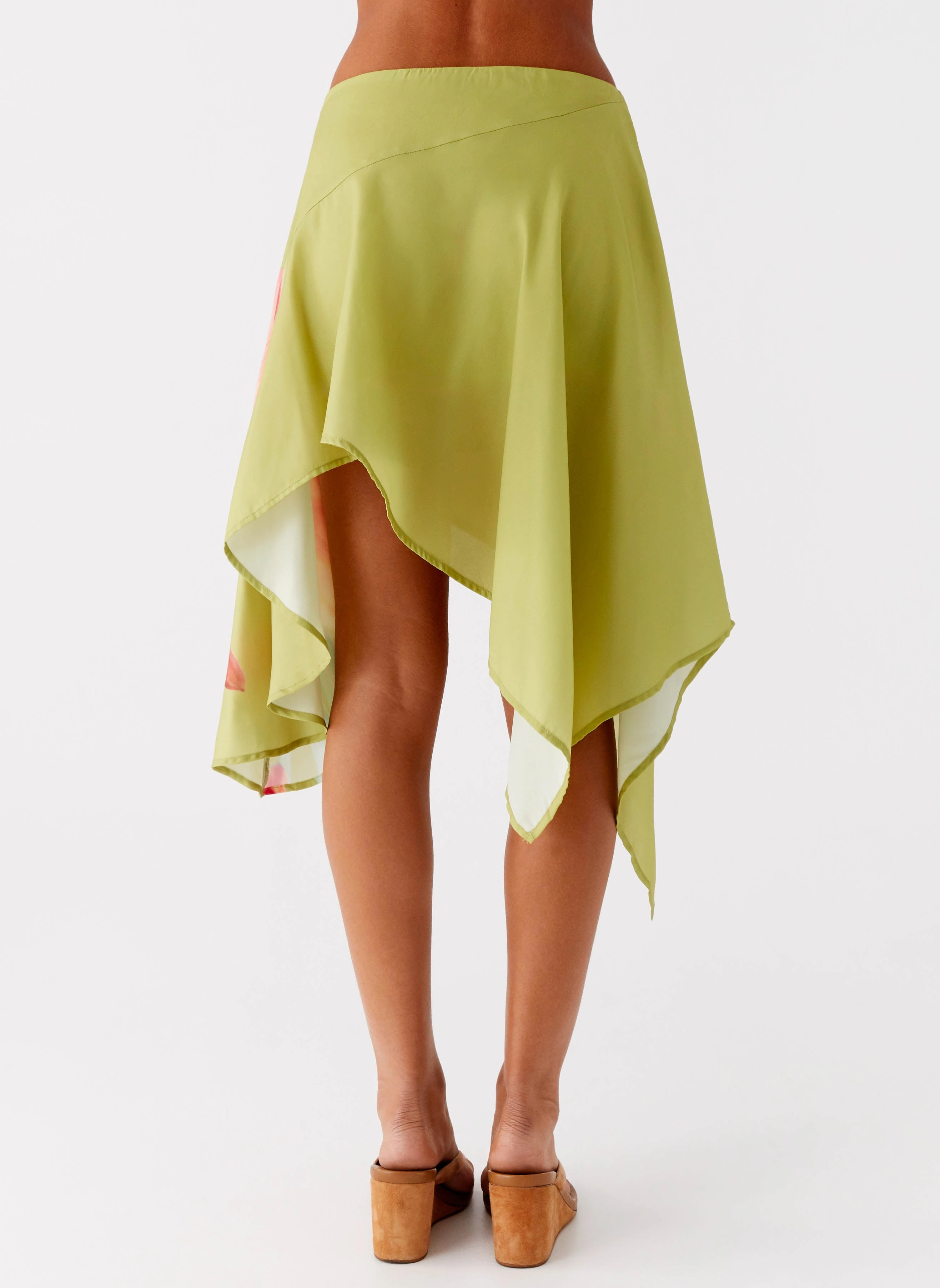 MultiPocket FlameRetardantTreatment Kia Low Rise Asymmetrical Midi Skirt - Jungle Floral