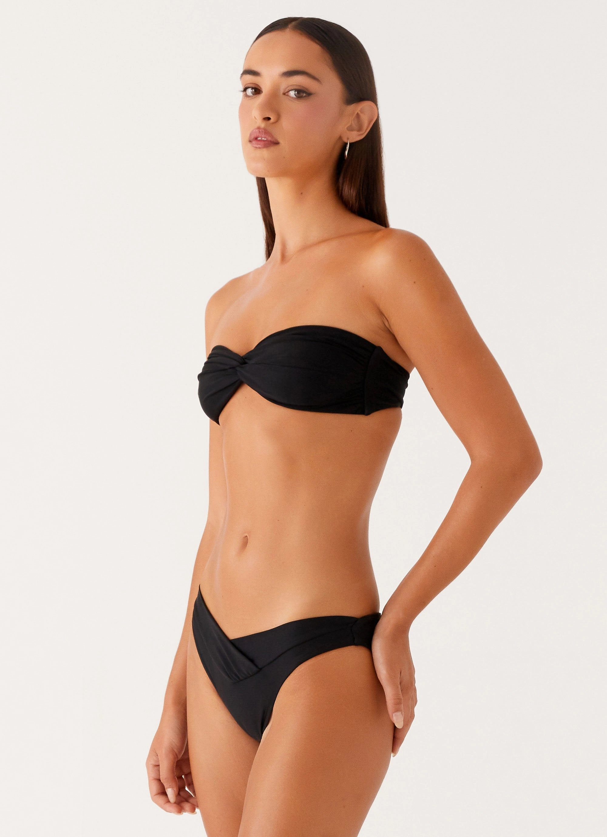 Sturdy stitching Delta Bikini Bottoms - Black