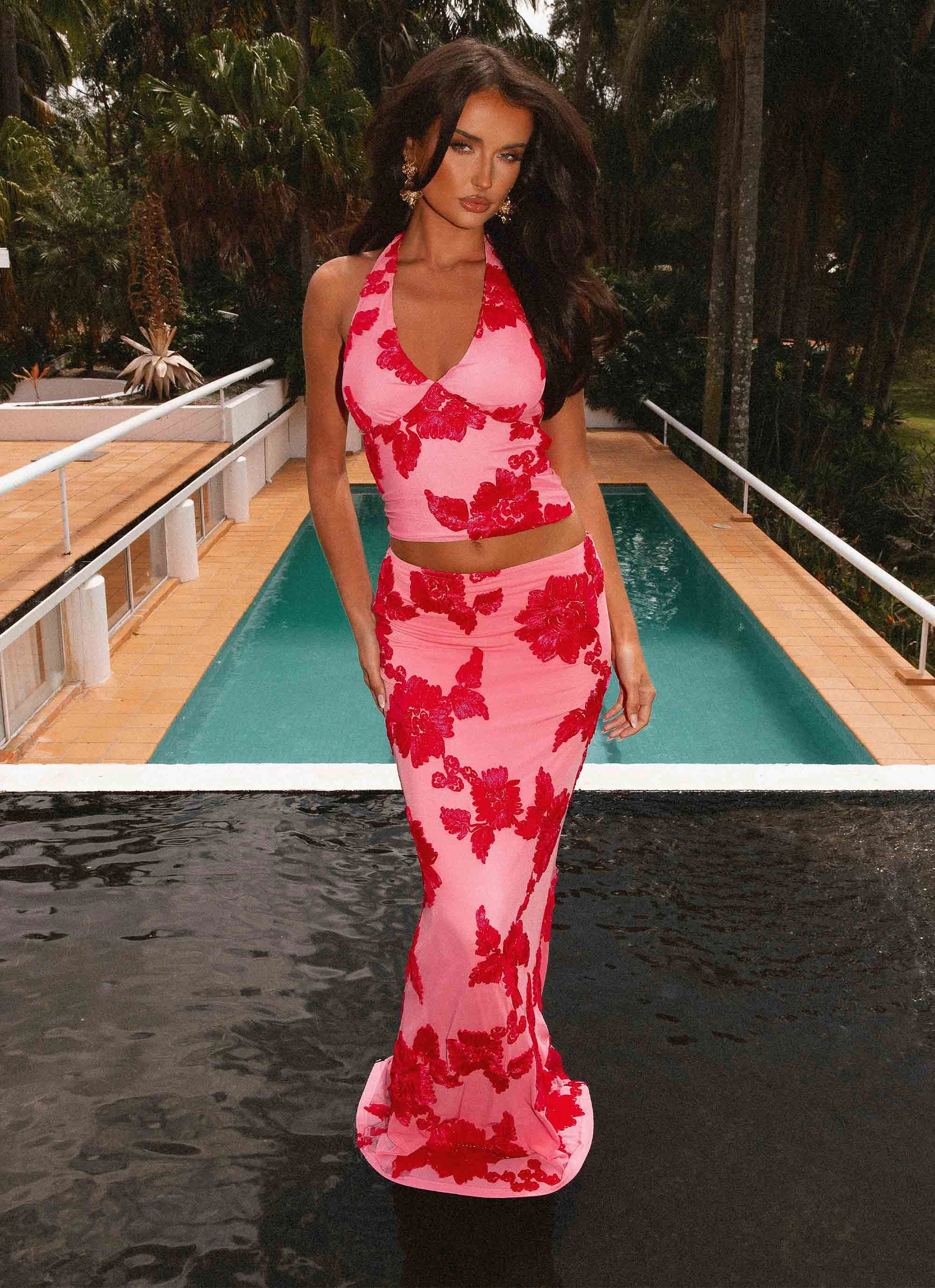 Non Irritating Seams Breathable Material Radiate Maxi Skirt - Pink