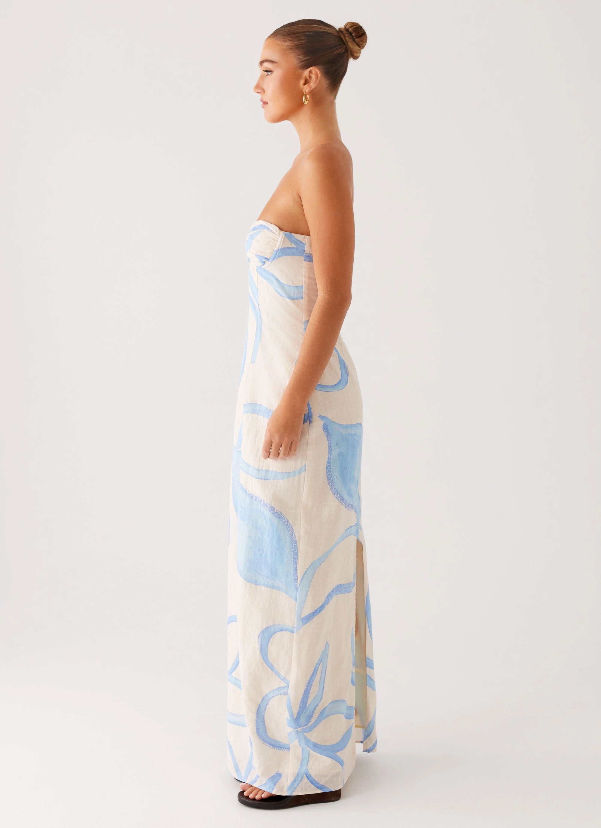 Comfortable fit Contrast-Panel Raiden Maxi Dress - Bloom Wave Print