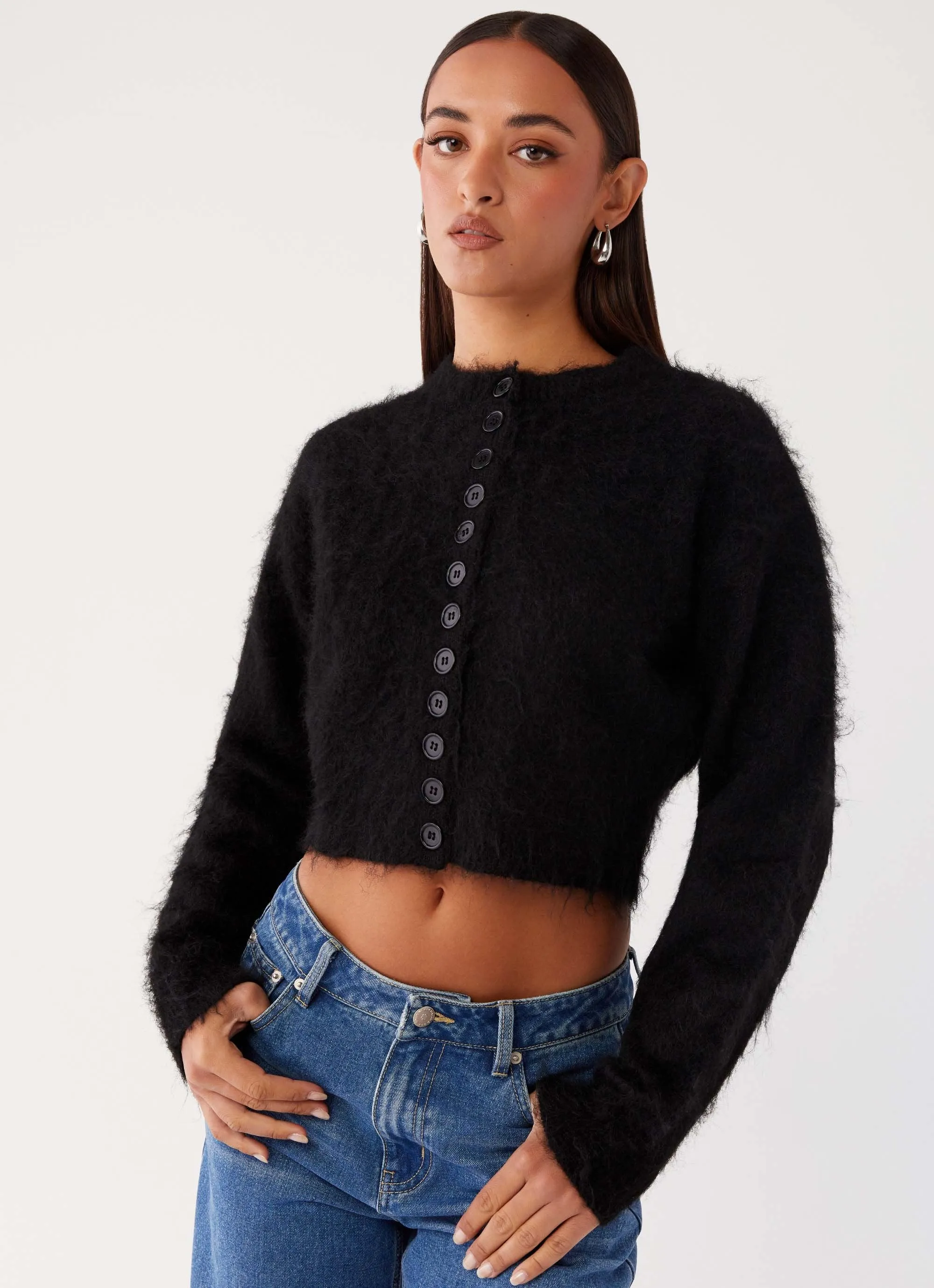 ButtonlessClosure Reign Fitted Cardigan - Black