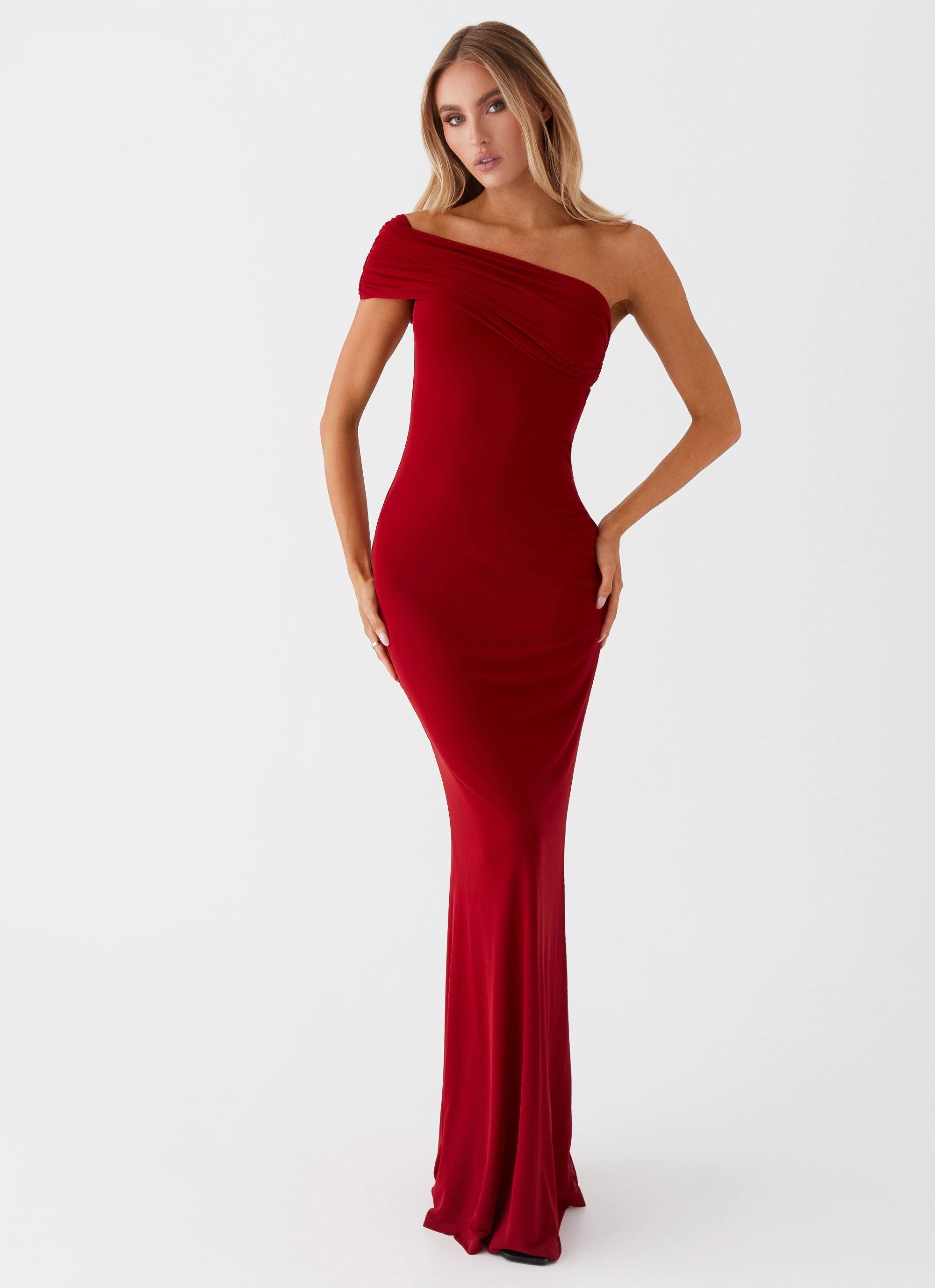 Timeless Line Reine Maxi Dress - Red